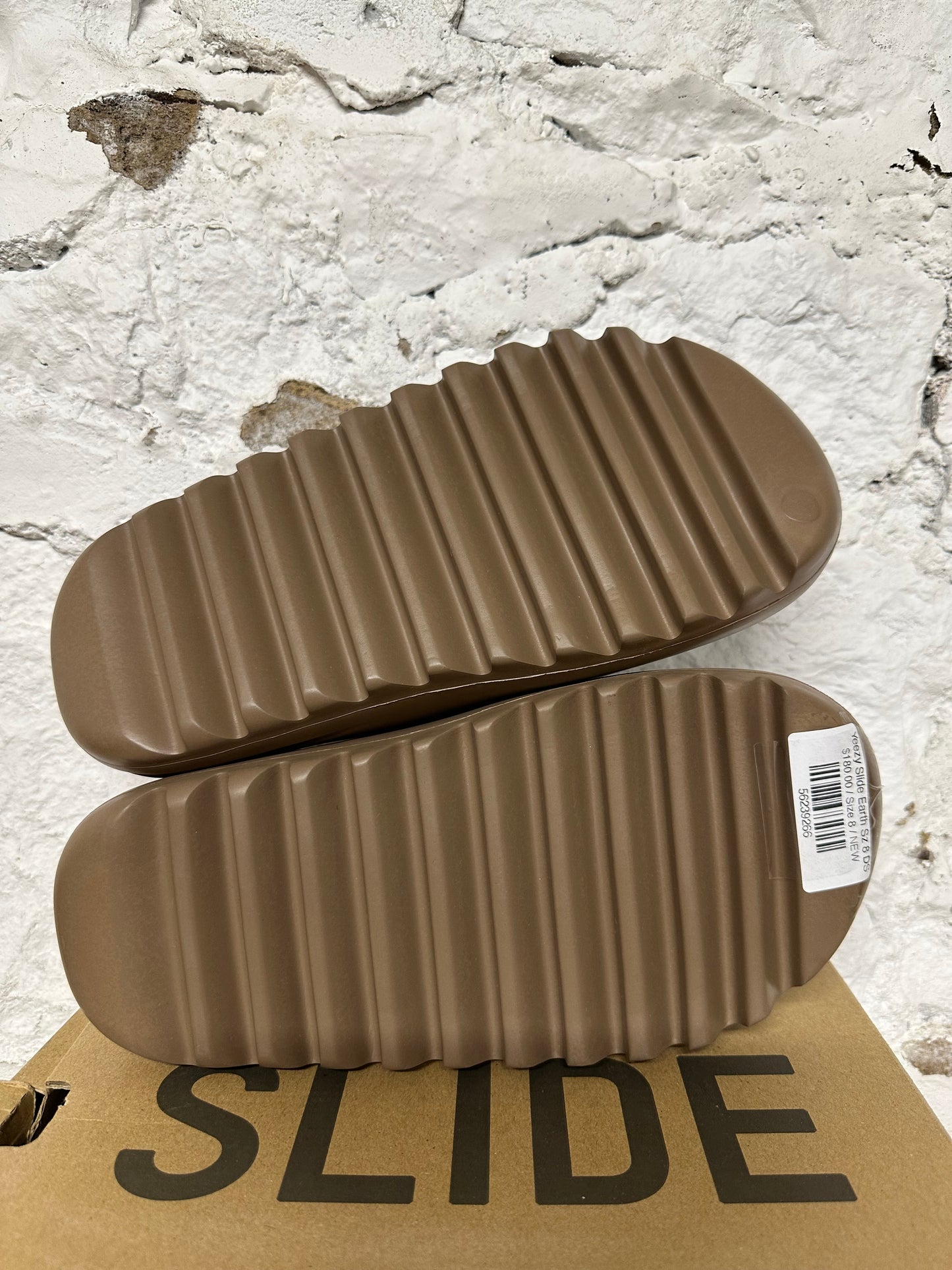 Yeezy Slide Earth Sz 8 DS