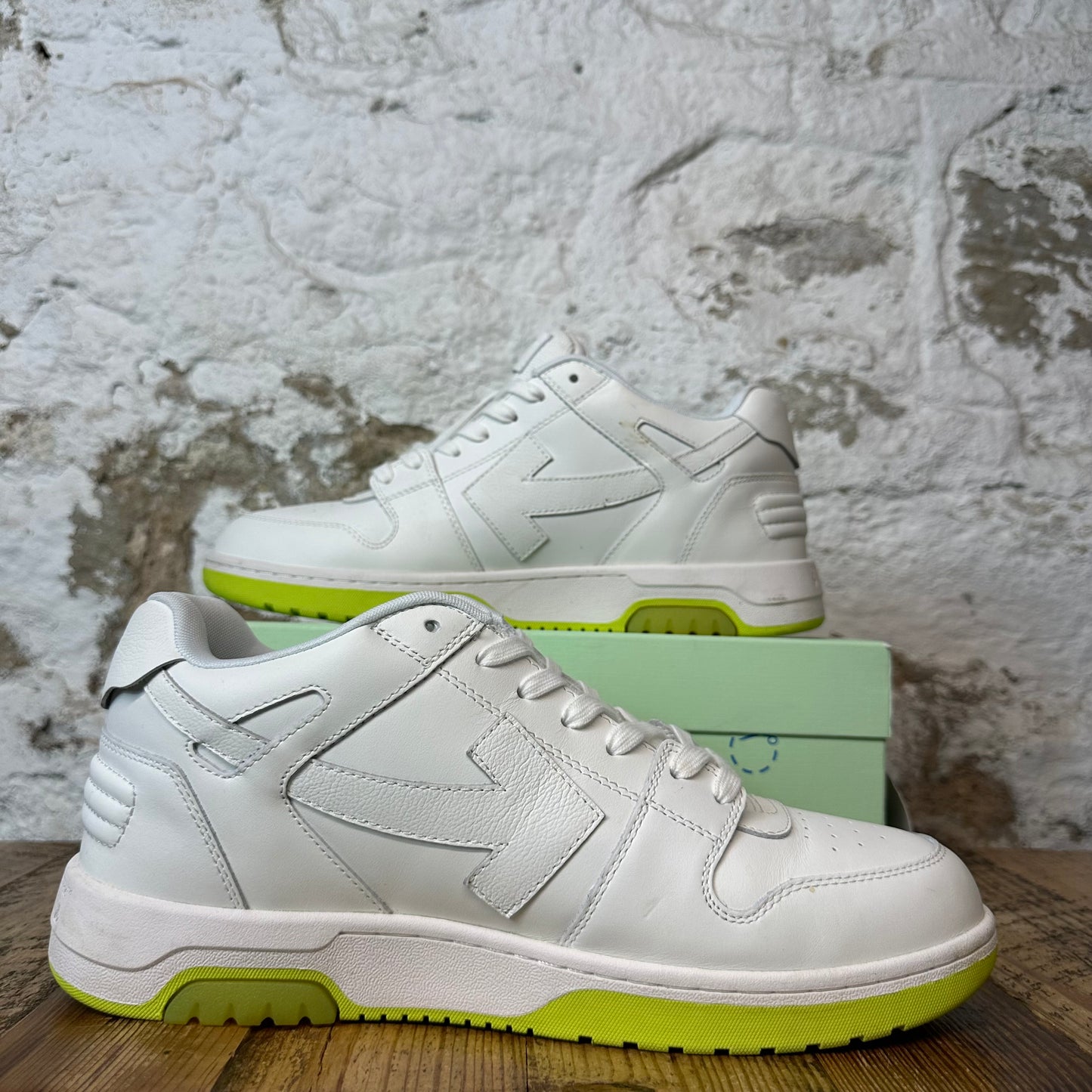 Off-White Out Of Office Walking Neon White Sneaker Sz 12 (45)