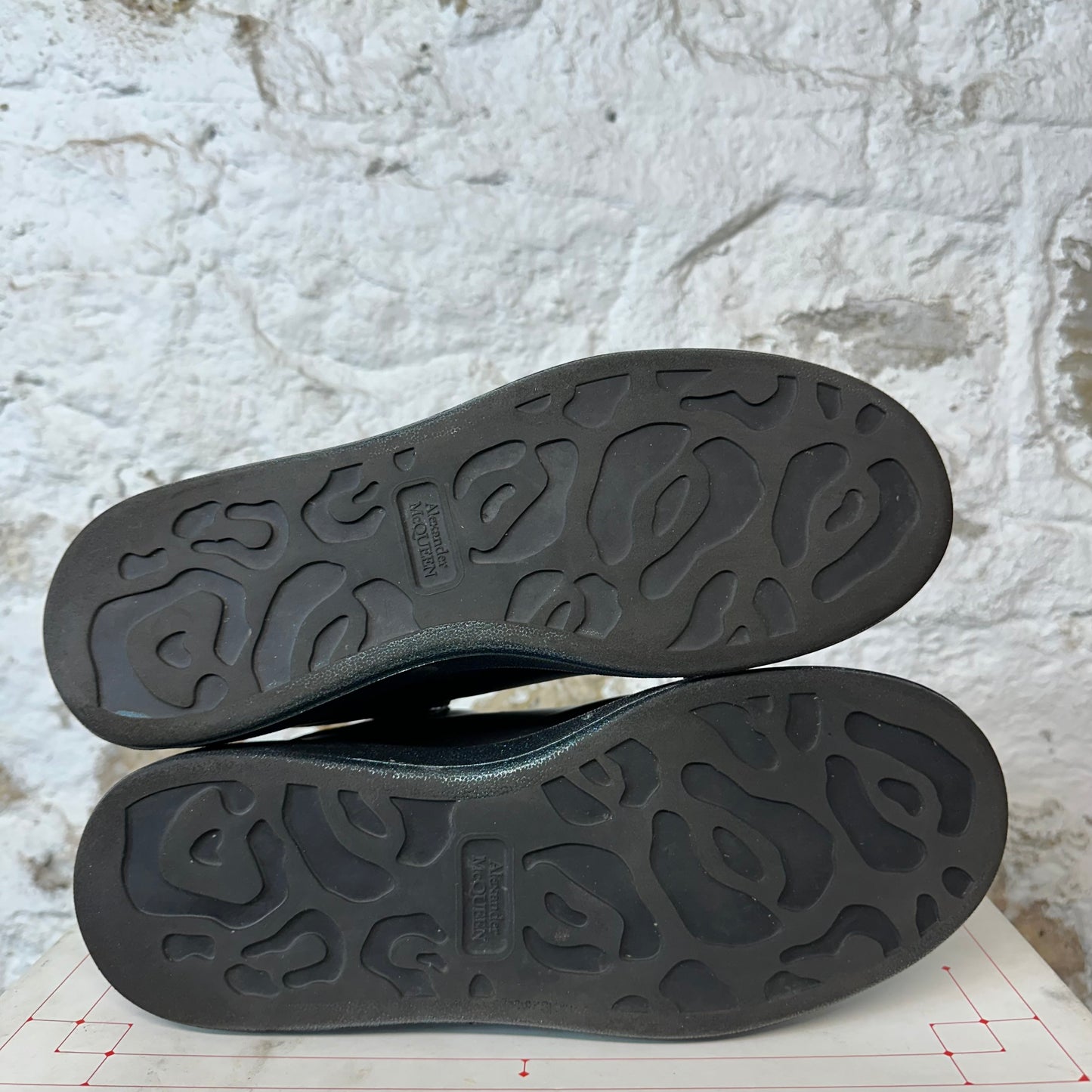 Alexander Mcqueen Iridescent Tab Black Sneaker Sz 10 (43)