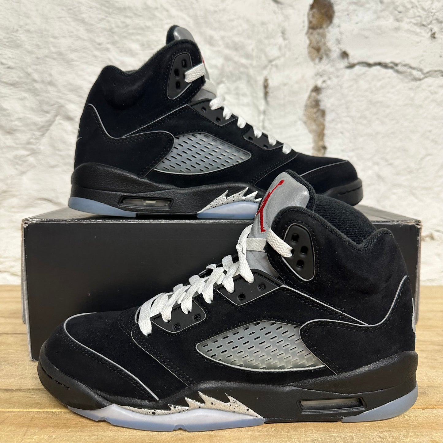 Air Jordan 5 Black Metallic Reimagined Sz 5.5Y