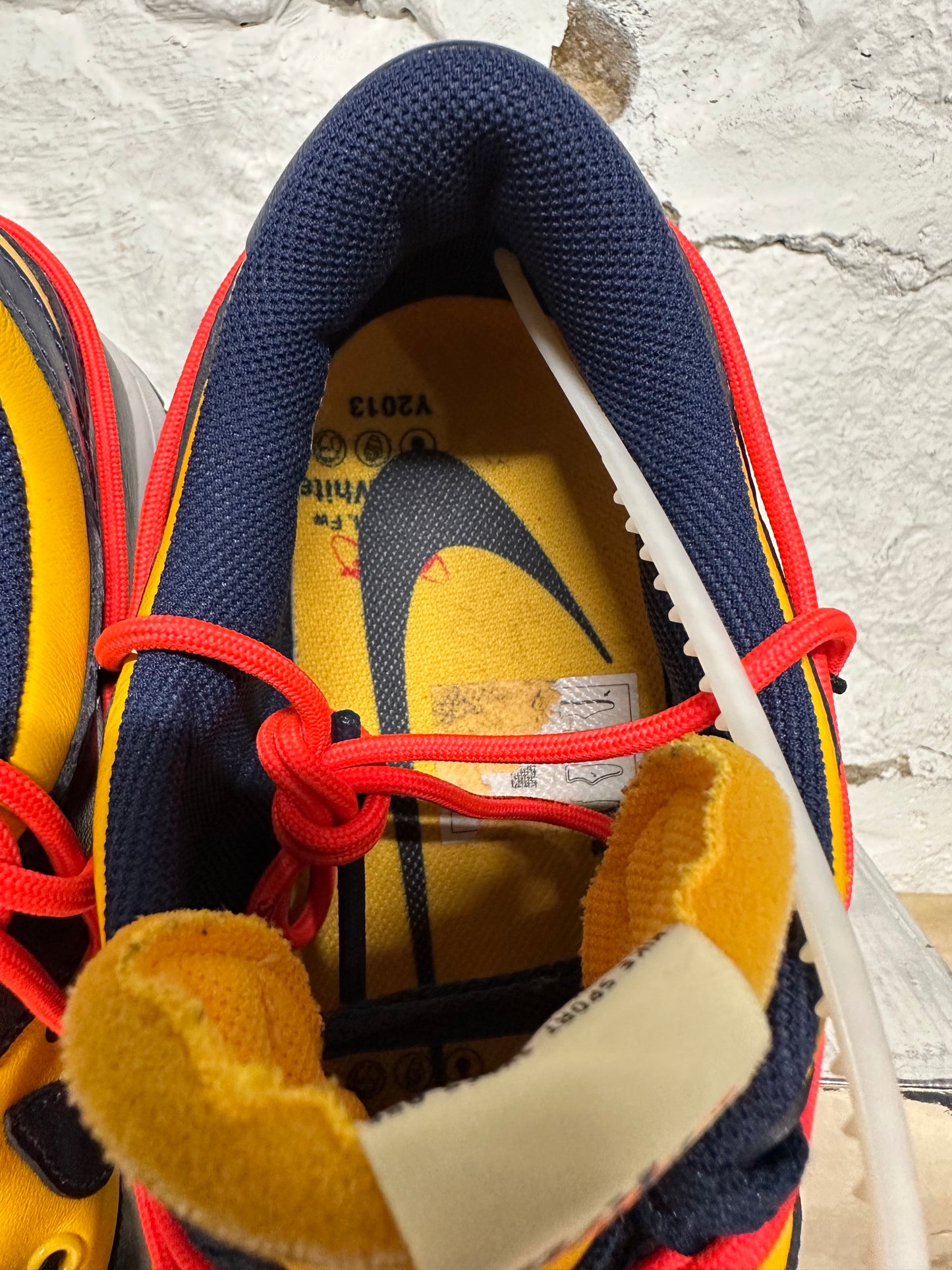 Nike Dunk Low Off-White University Gold Sz 10.5