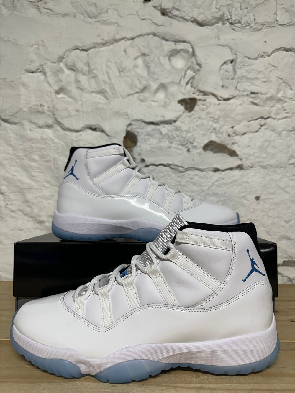 Air Jordan 11 High Legend Blue (2024) Sz 12.5 DS