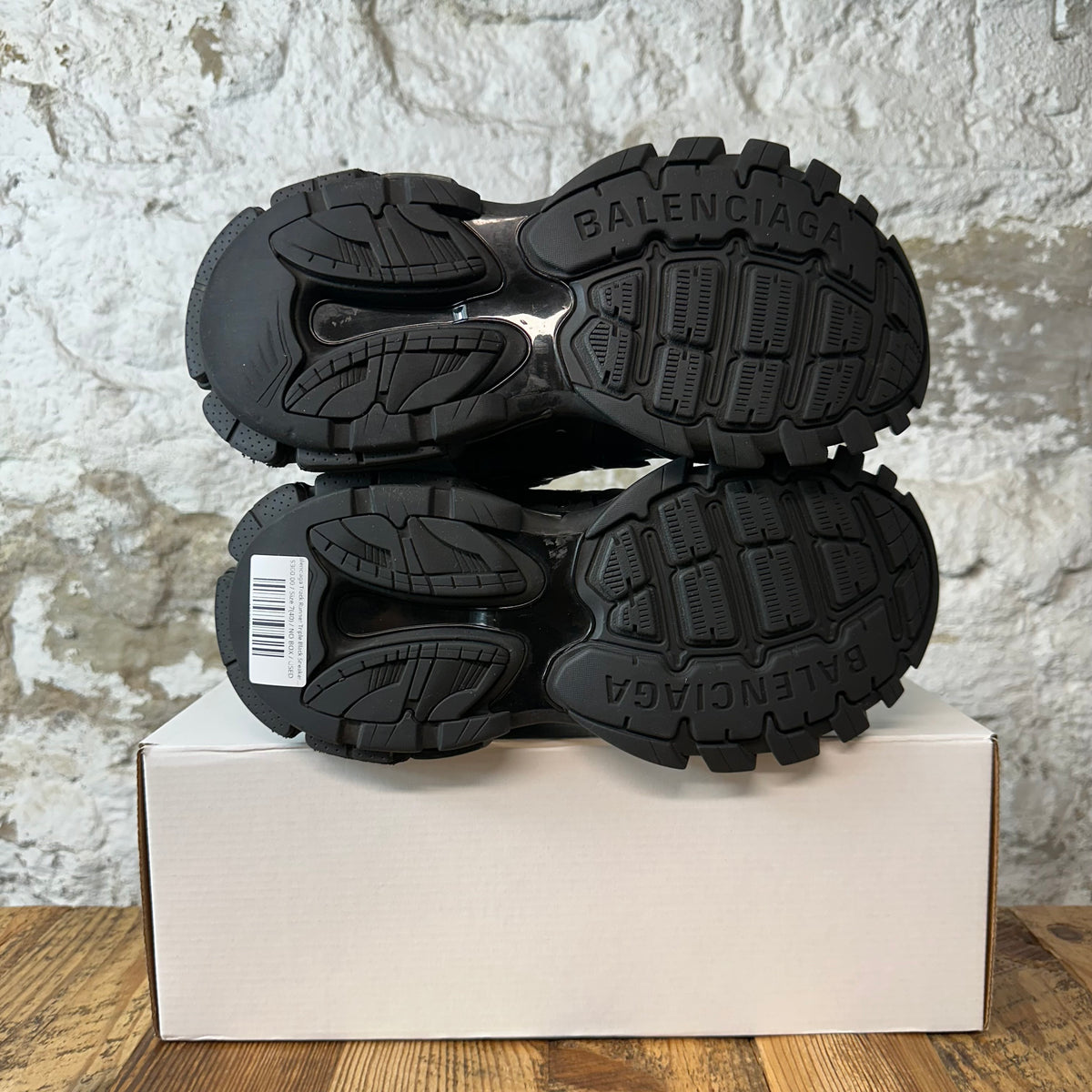 Balenciaga Track Runner Triple Black Sneaker Sz 7 (40)