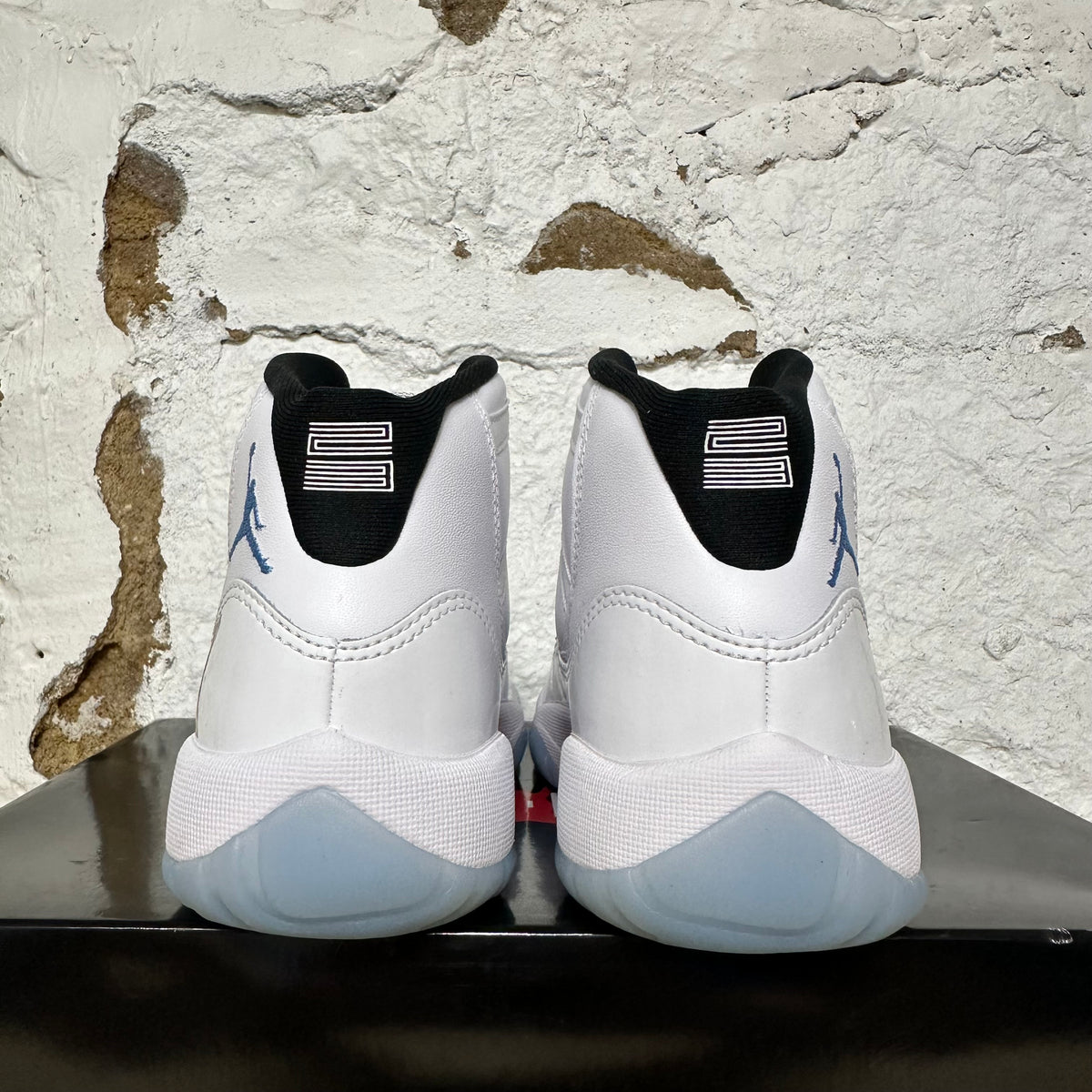 Air Jordan 11 High Legend Blue (2024) Sz 5.5Y