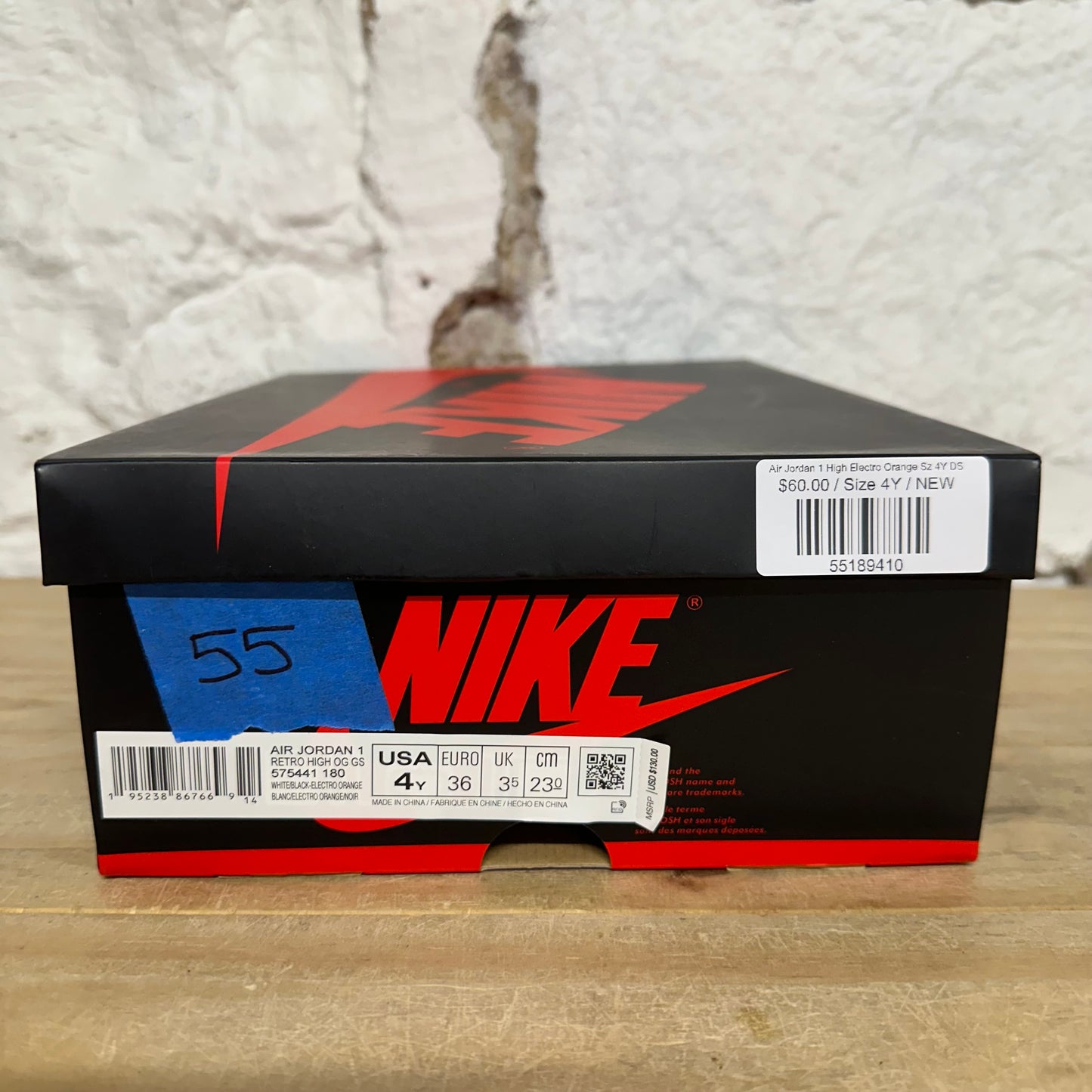 Air Jordan 1 High Electro Orange Sz 4Y DS