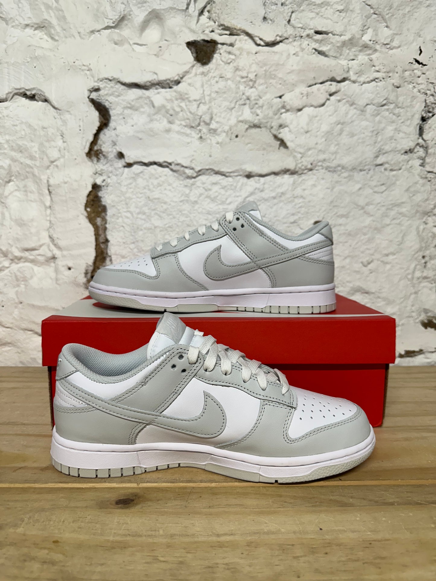 Nike Dunk Low Photon Dust Sz 6.5 (8W) DS