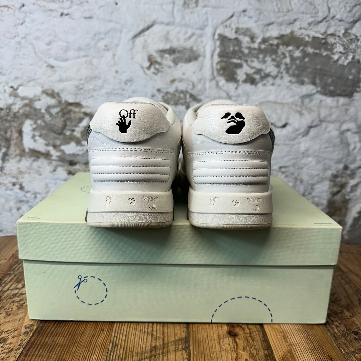 Off-White Out Of Office Black Arrow White Sneaker Sz 12 (45)