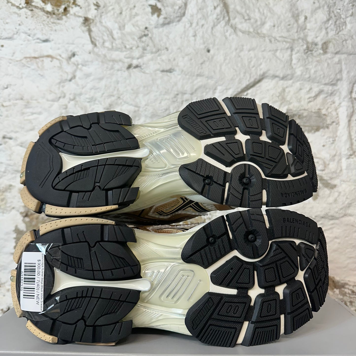 Balenciaga Runner Beige Black White Sneaker