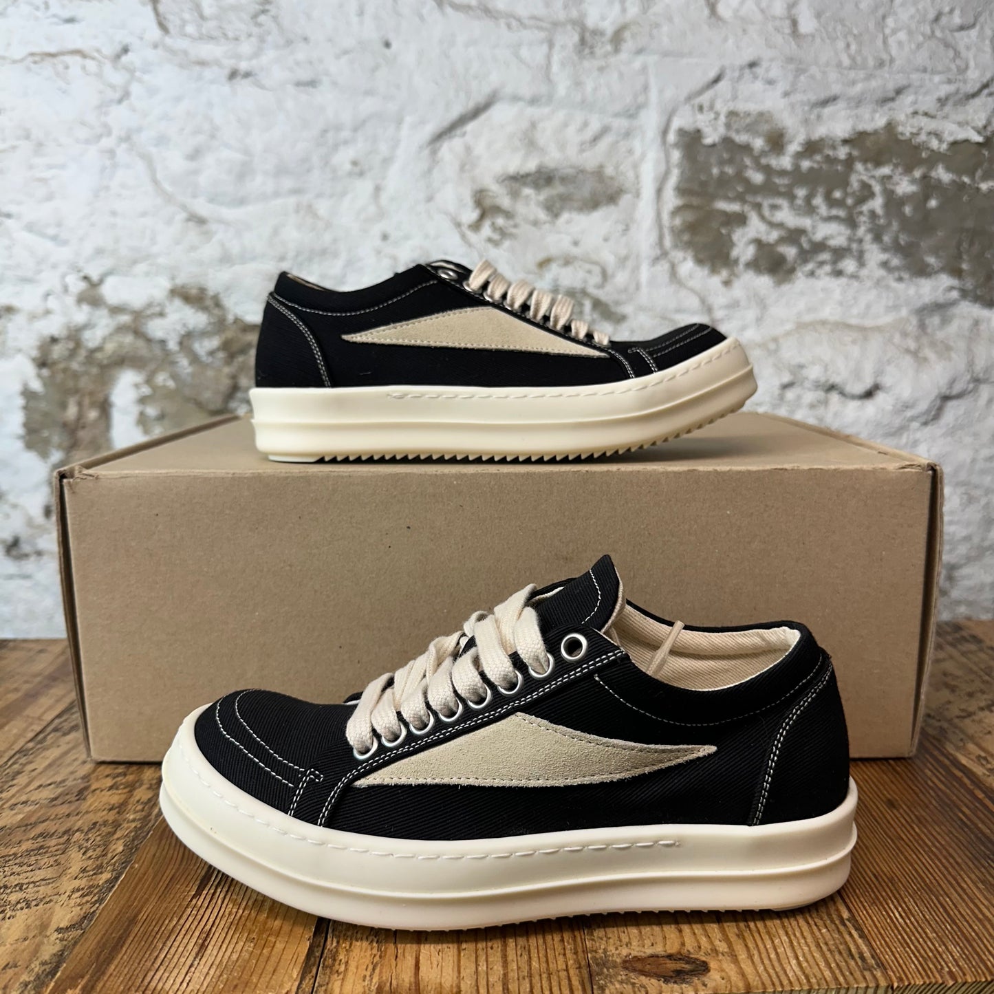 Rick Owens Vintage Black Milk Sneaker Sz 4 (35) DS