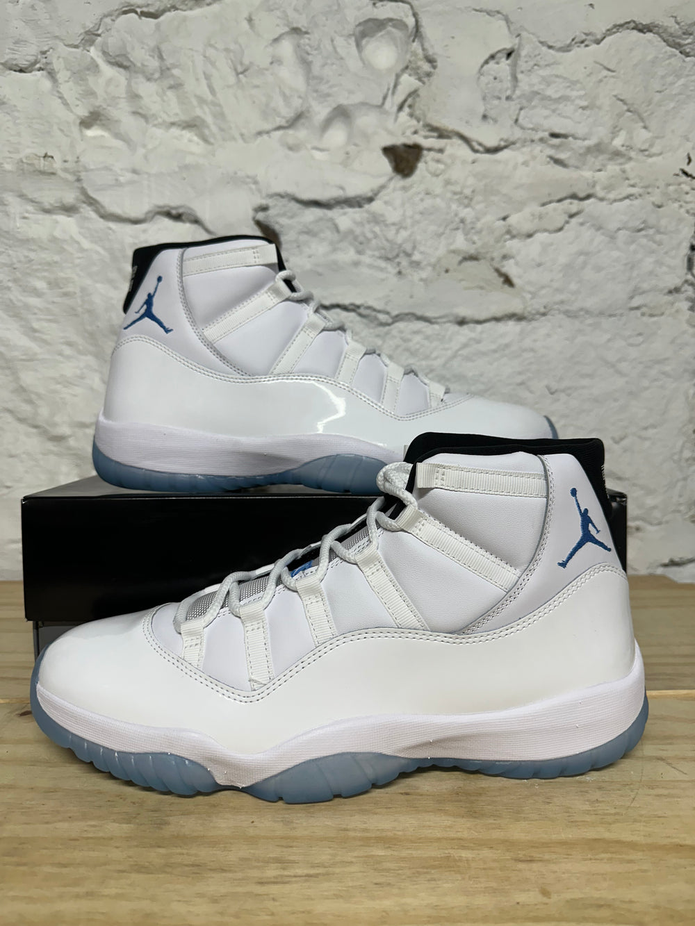 Air Jordan 11 High Legend Blue Sz 14 DS