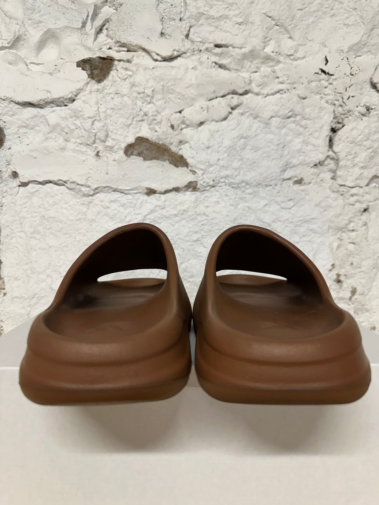 Yeezy Slide Flax Sz 9