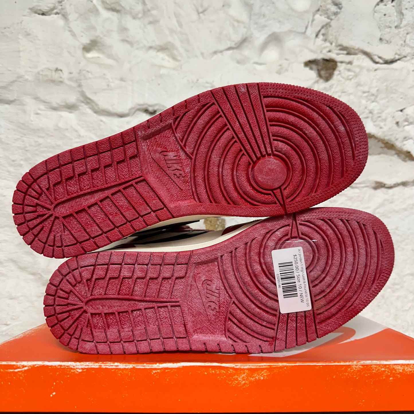 Air Jordan 1 High Chicago Lost and Found Sz 10 DS