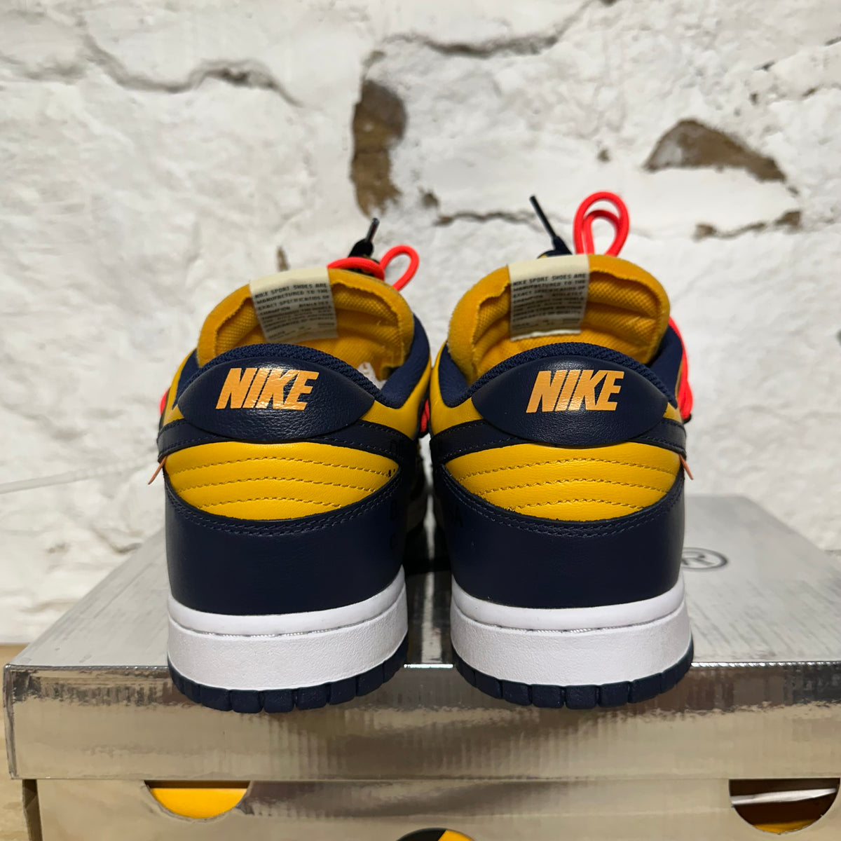 Nike Dunk Low Off-White University Gold Sz 11