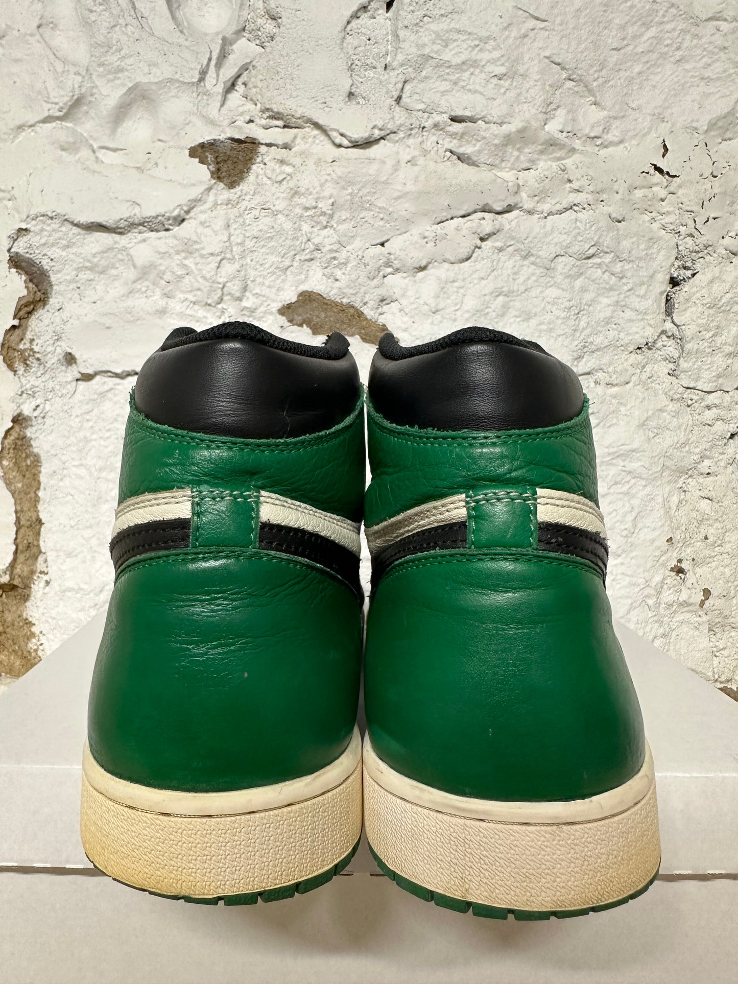 Air Jordan 1 High Pine Green Sz 14