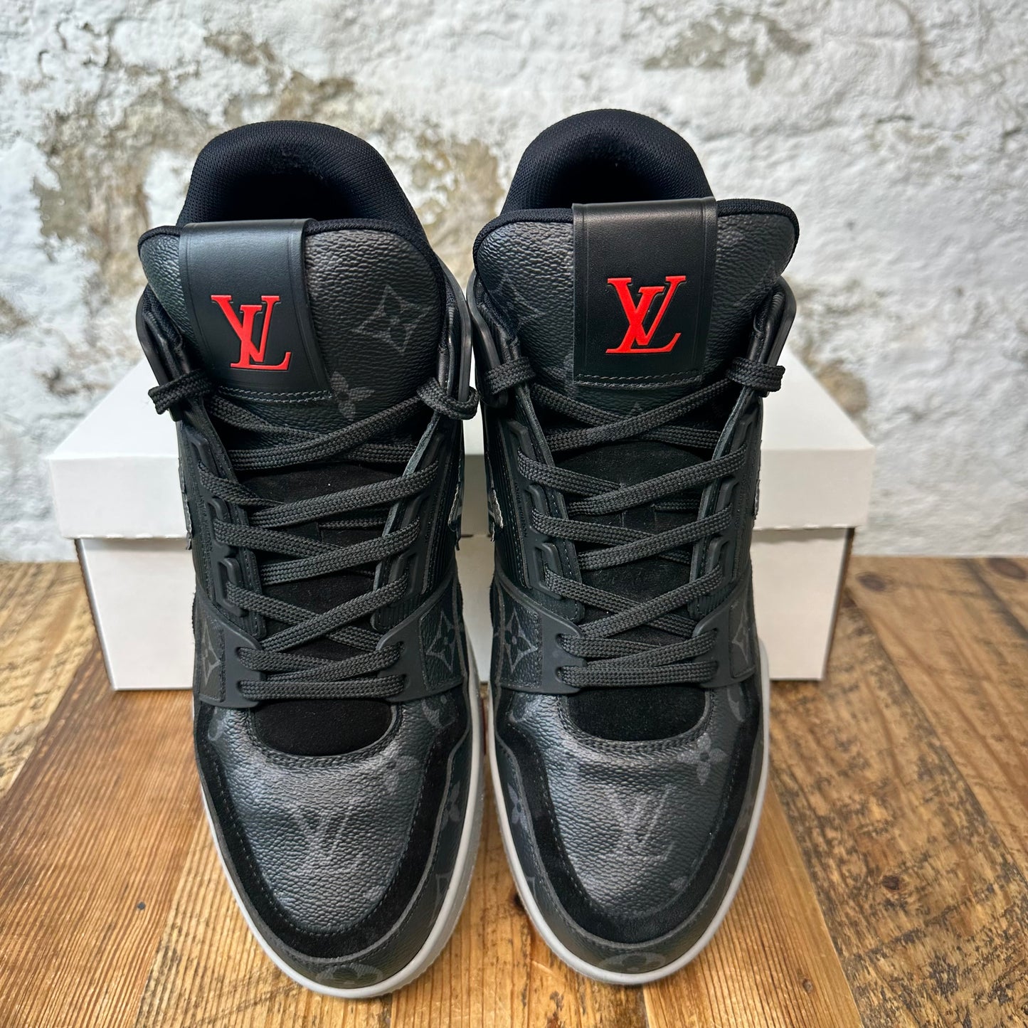 Louis Vuitton Monogram Eclipse Trainer Sz 9 (7.5LV) No Box
