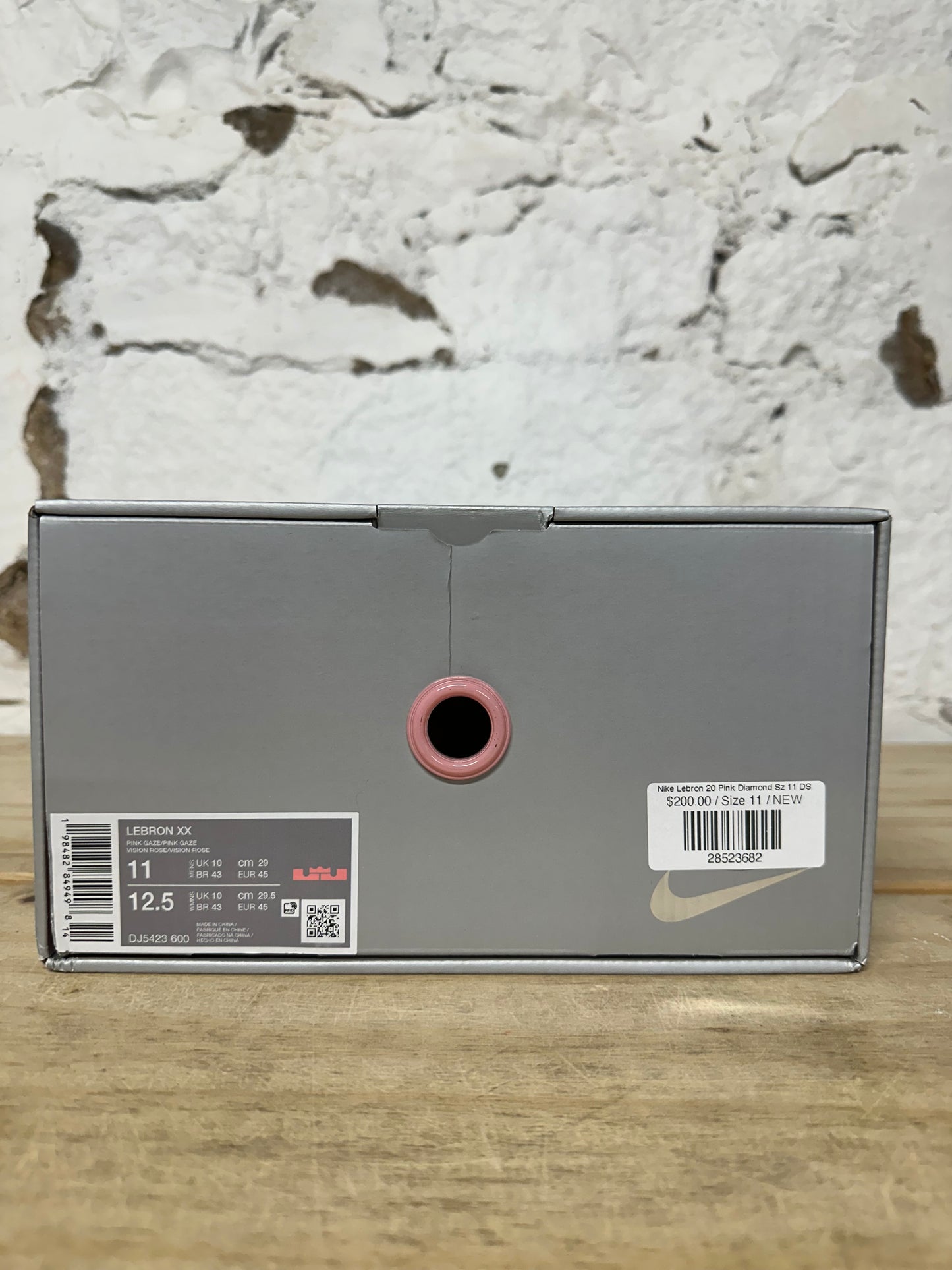 Nike Lebron 20 Pink Diamond Sz 11 DS