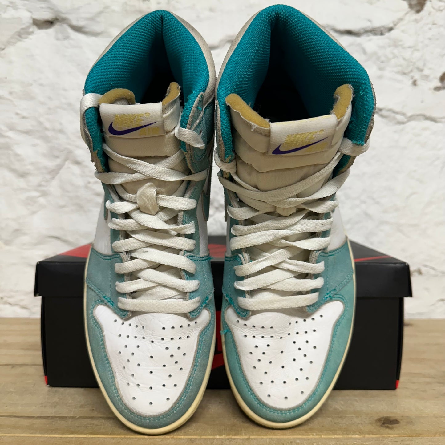 Air Jordan 1 High Turbo Green Sz 9