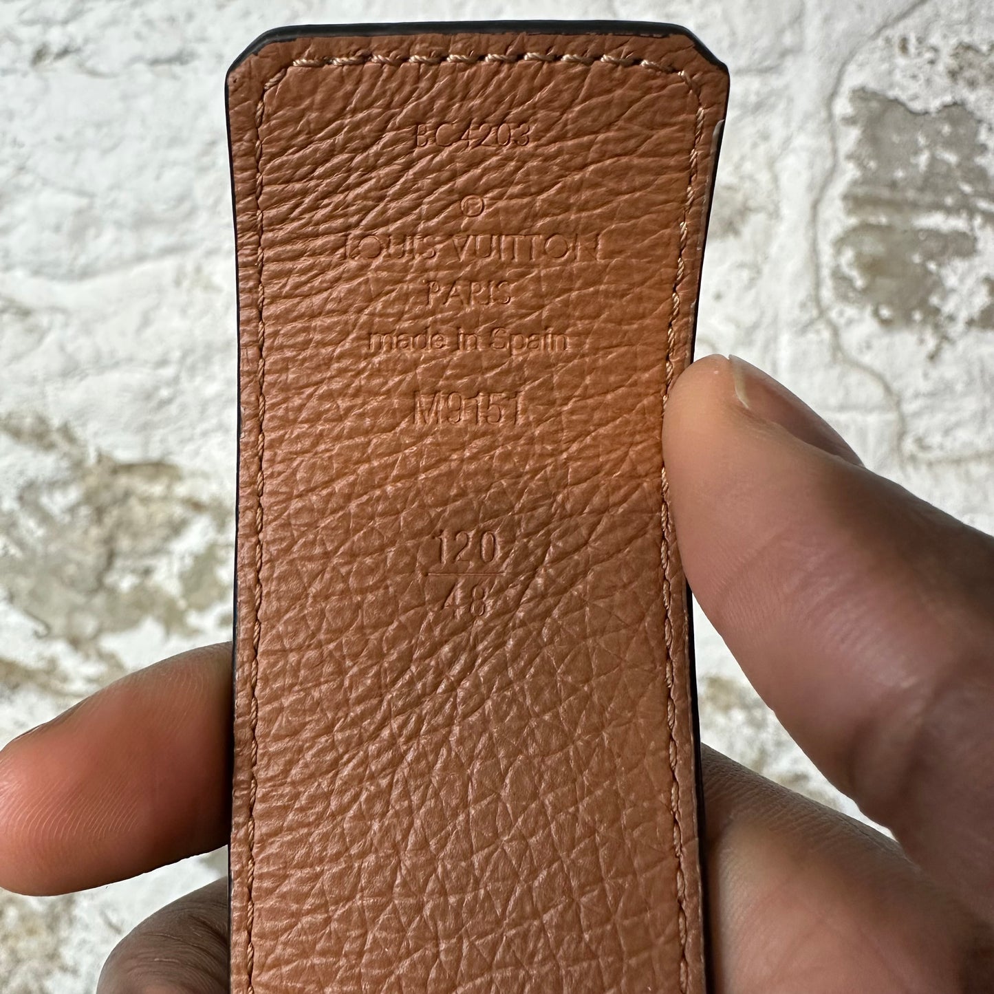 Louis Vuitton Black Gold Belt Sz (120/48)