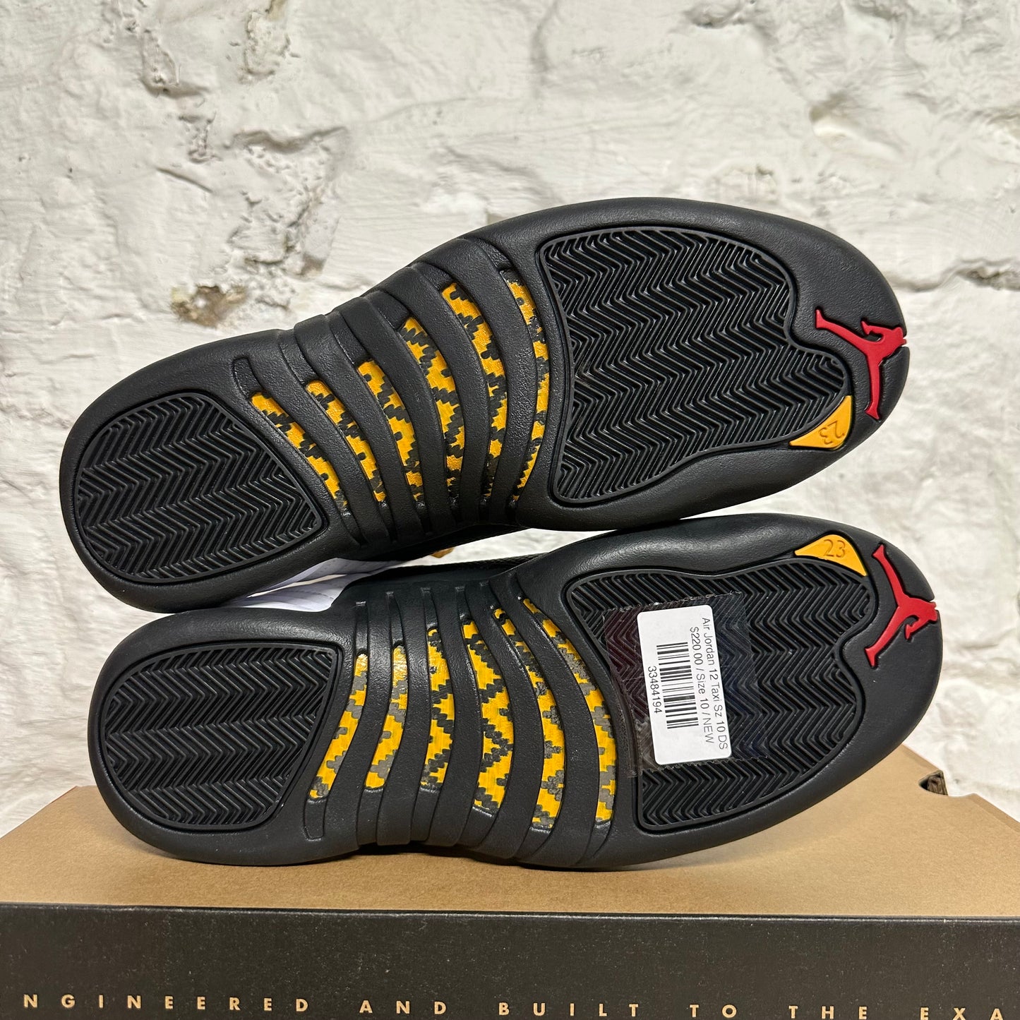Air Jordan 12 Taxi Sz 10 DS