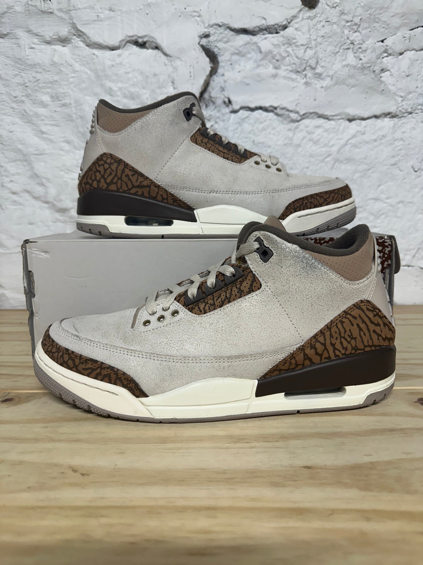 Air Jordan 3 Palomino Sz 9.5