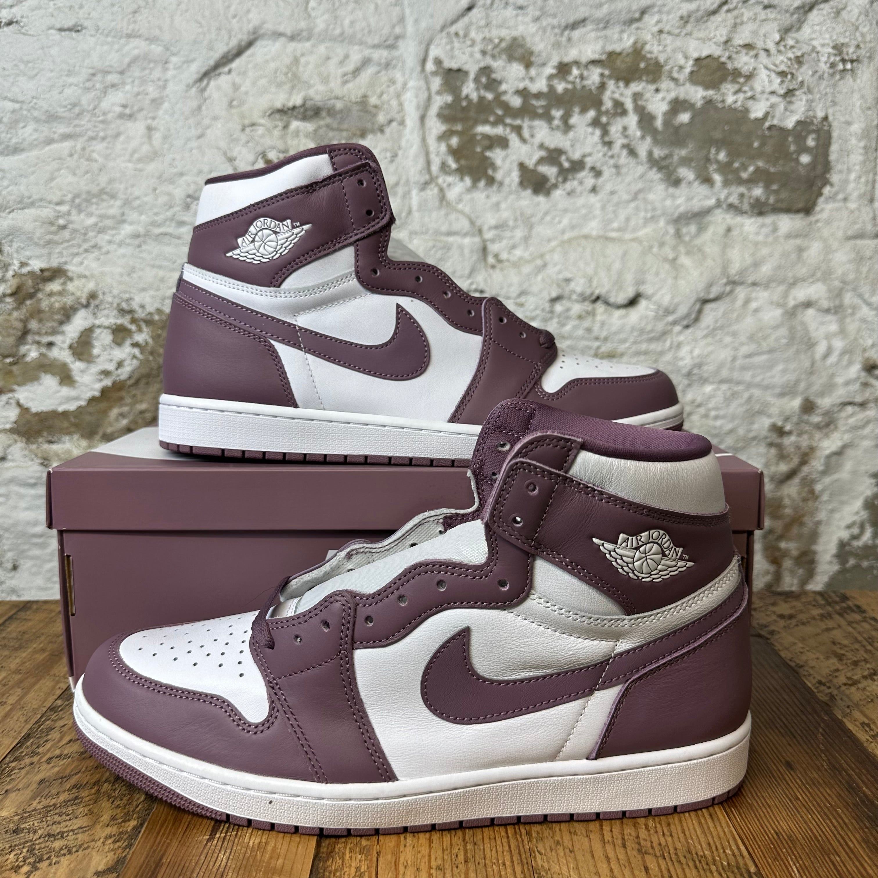 Air Jordan 1 High Mauve Sz 12 DS