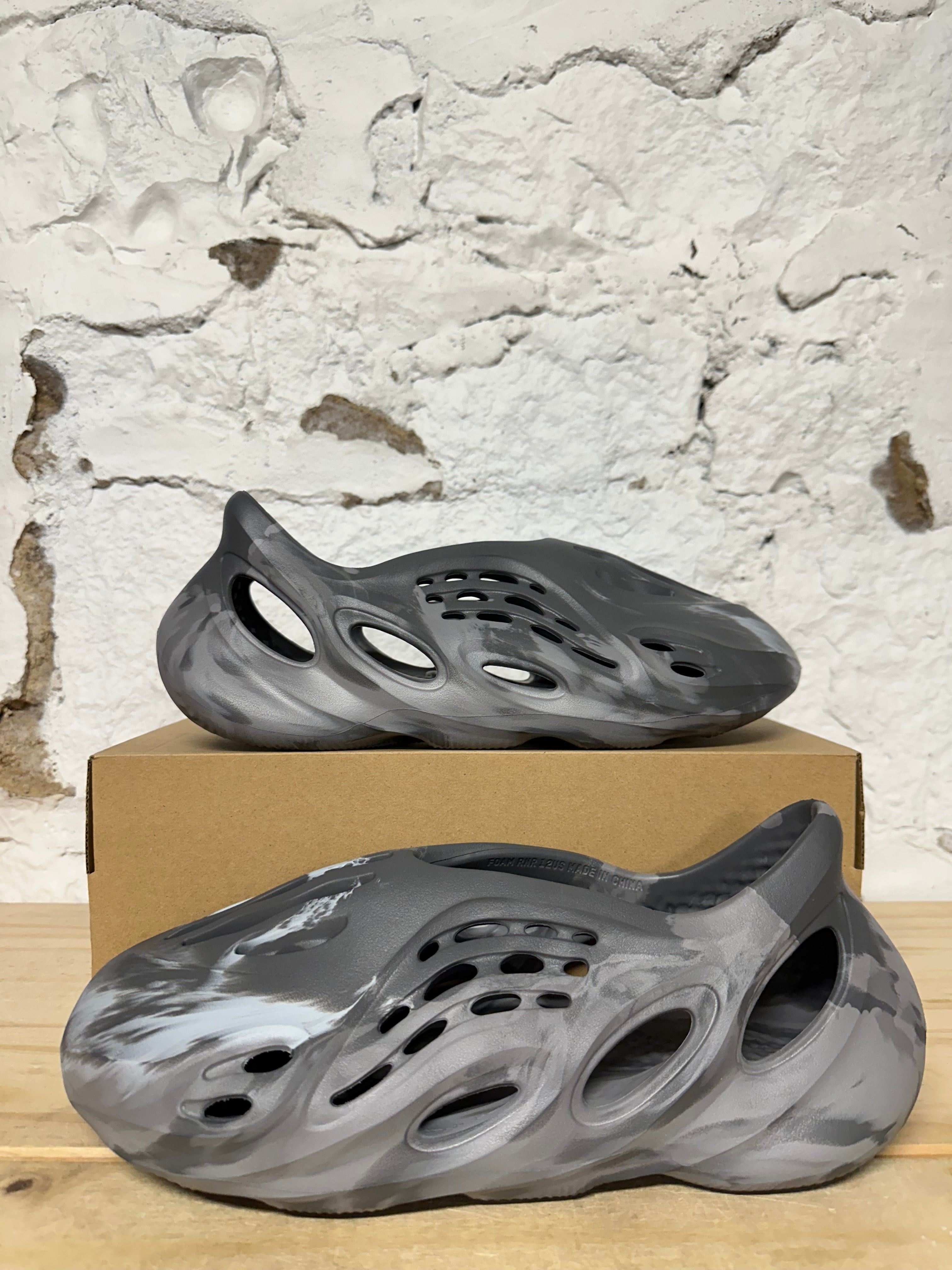 Yeezy Foam Runner MX Granite Sz 12 DS