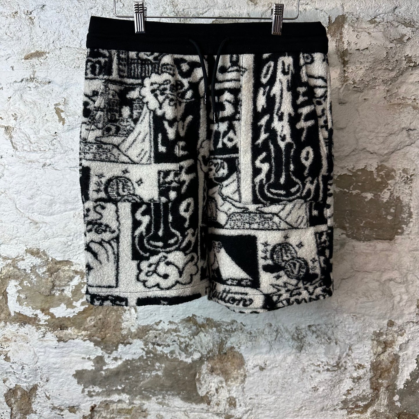 Louis Vuitton Comic Print Wool Shorts Sz M