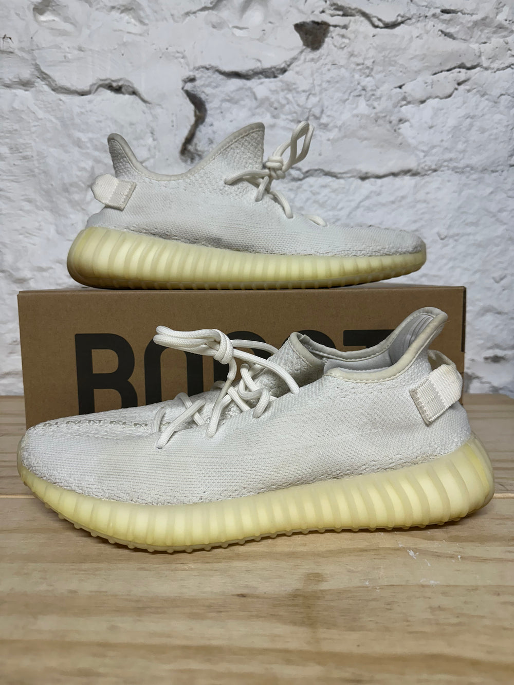Yeezy 350 V2 Cream Sz 10