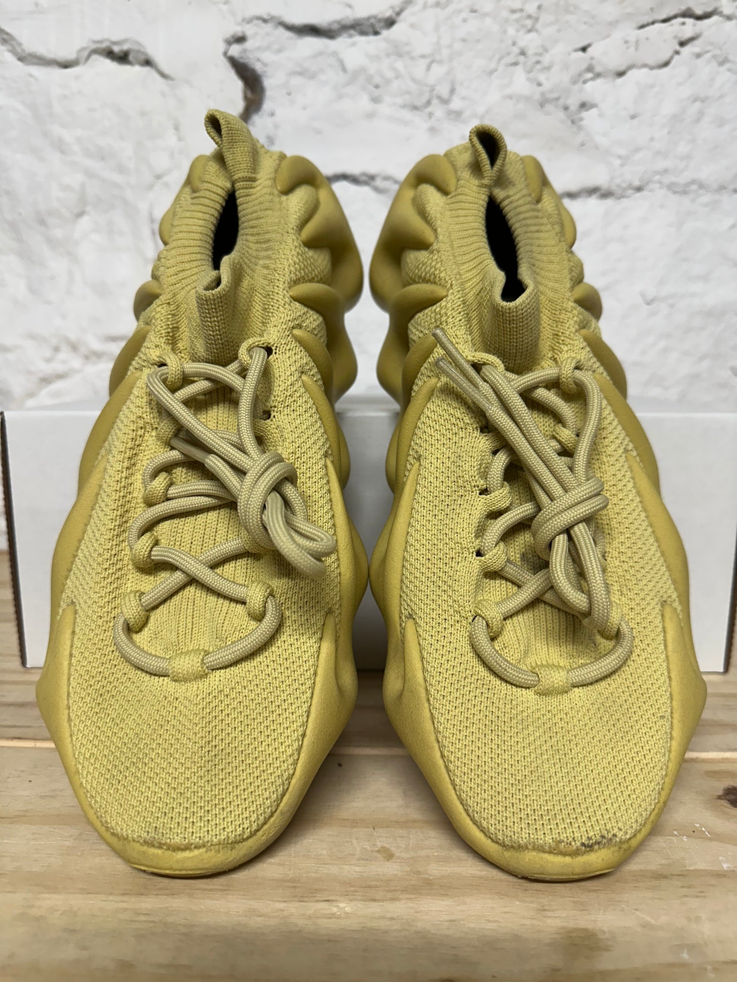 Yeezy 450 Sulfur Sz 11