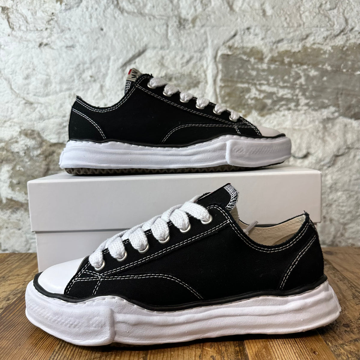 Maison Mihara Black White Peterson Sneaker Sz 11 (44)