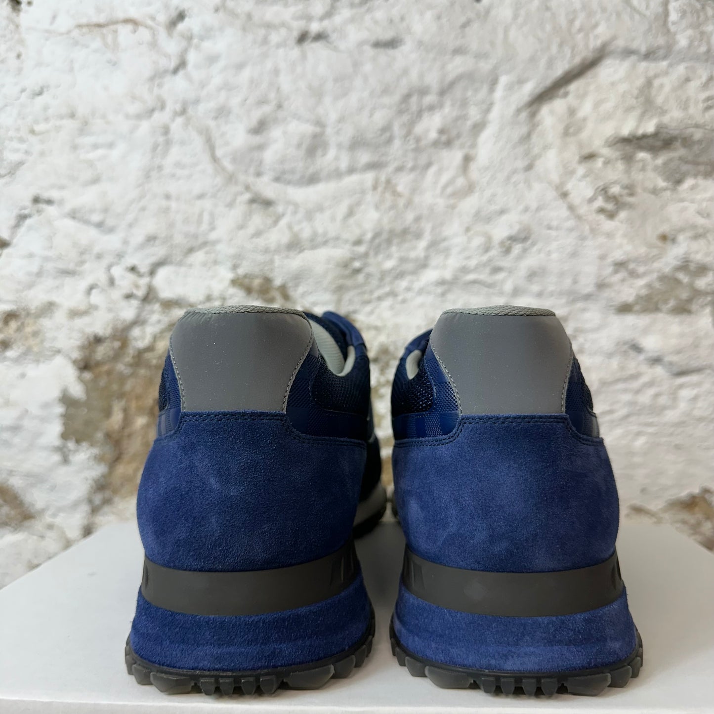 Louis Vuitton Blue Suede Runaway Sneaker Sz 13.5(12LV) DS No Box