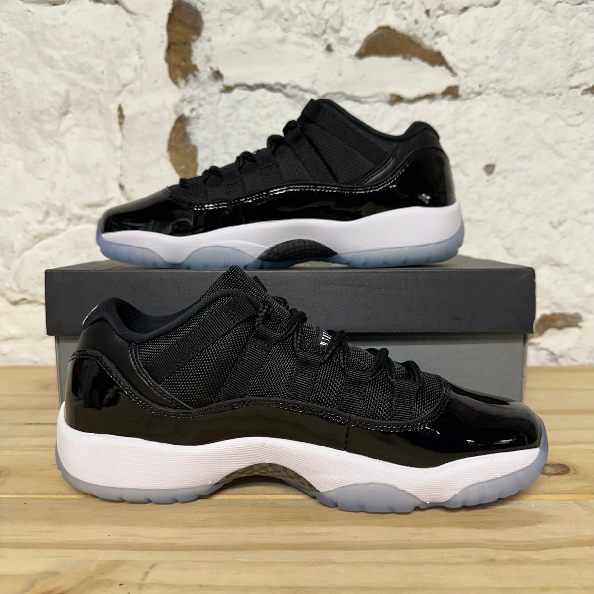 Air Jordan 11 Low Space Jam 7Y DS