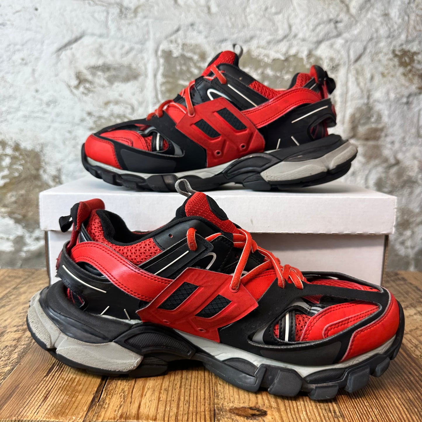 Balenciaga Track Runner Black Red Grey Sneaker Sz 8 (41)