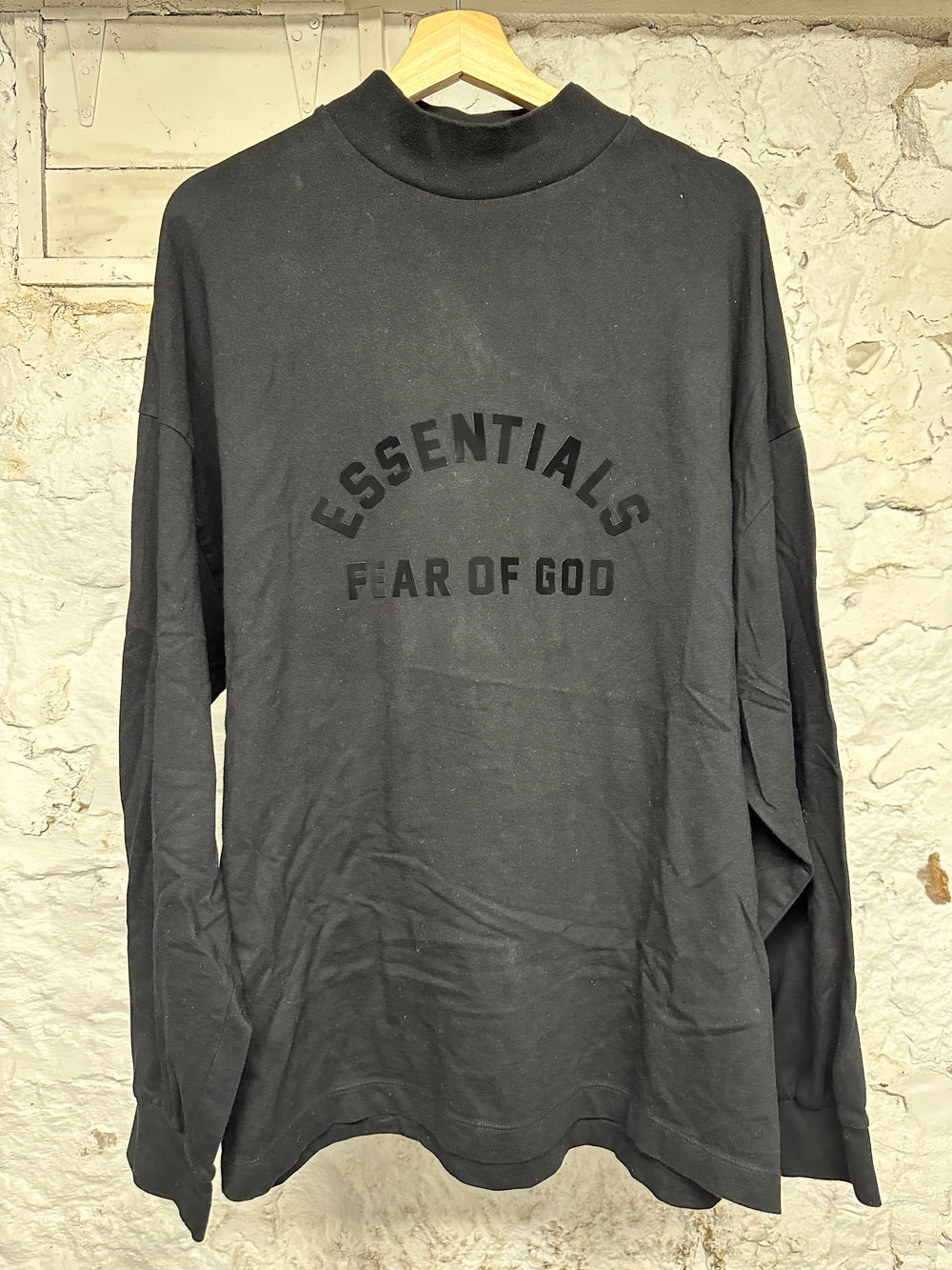 Fear of God Essentials Arc Logo Black L/S T-Shirt Sz M