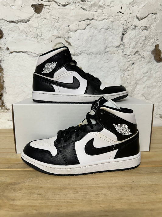 Air Jordan 1 Mid Black White Sz 6.5 (8W)