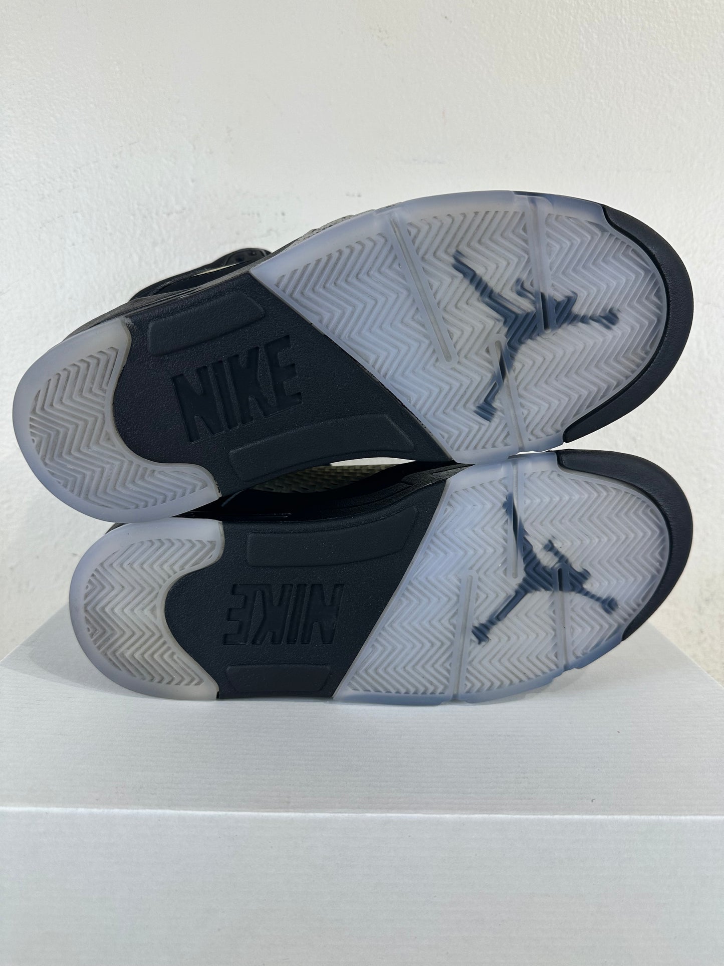 Air Jordan 5 Black Metallic (2016) Sz 8