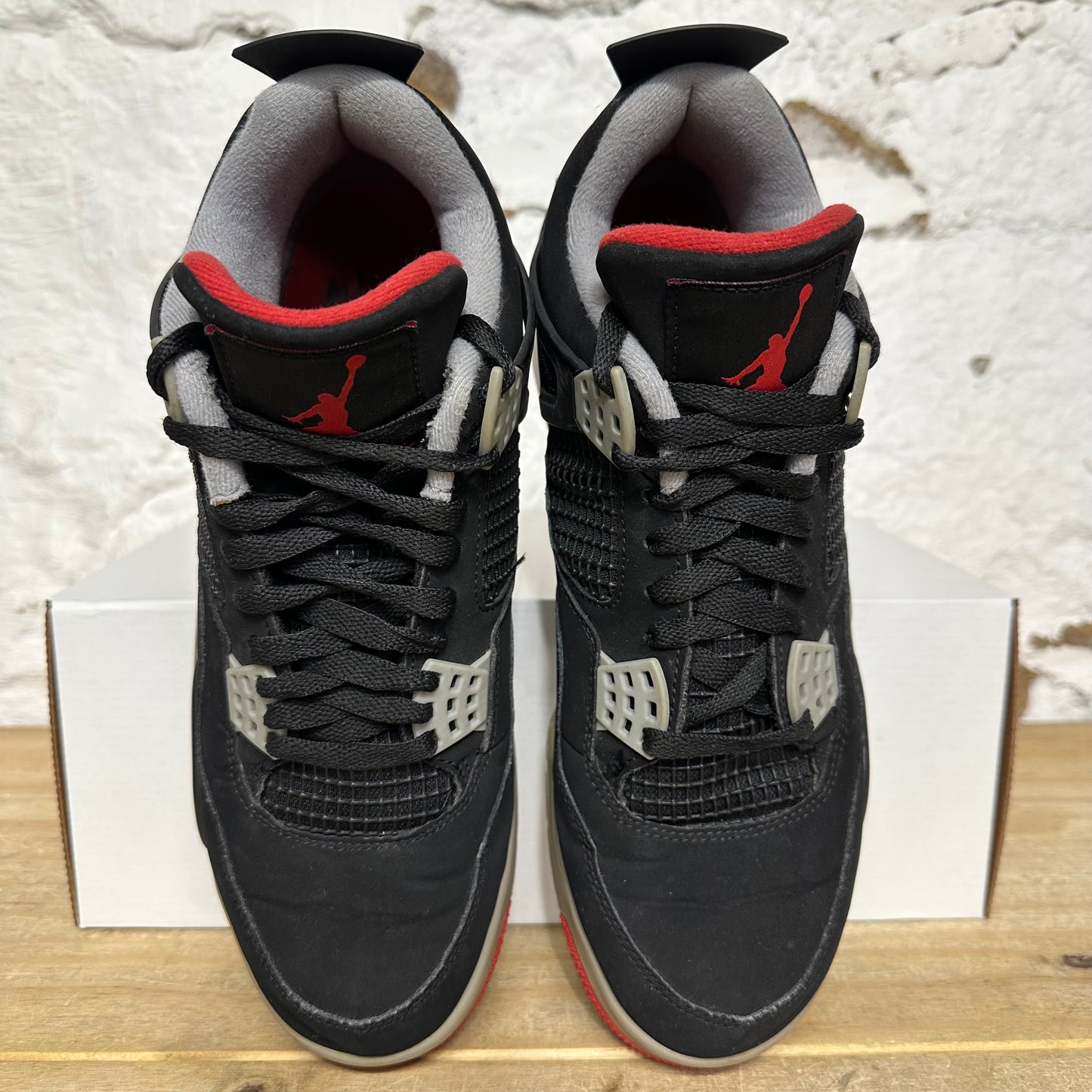Air Jordan 4 Bred (2019) Sz 9.5