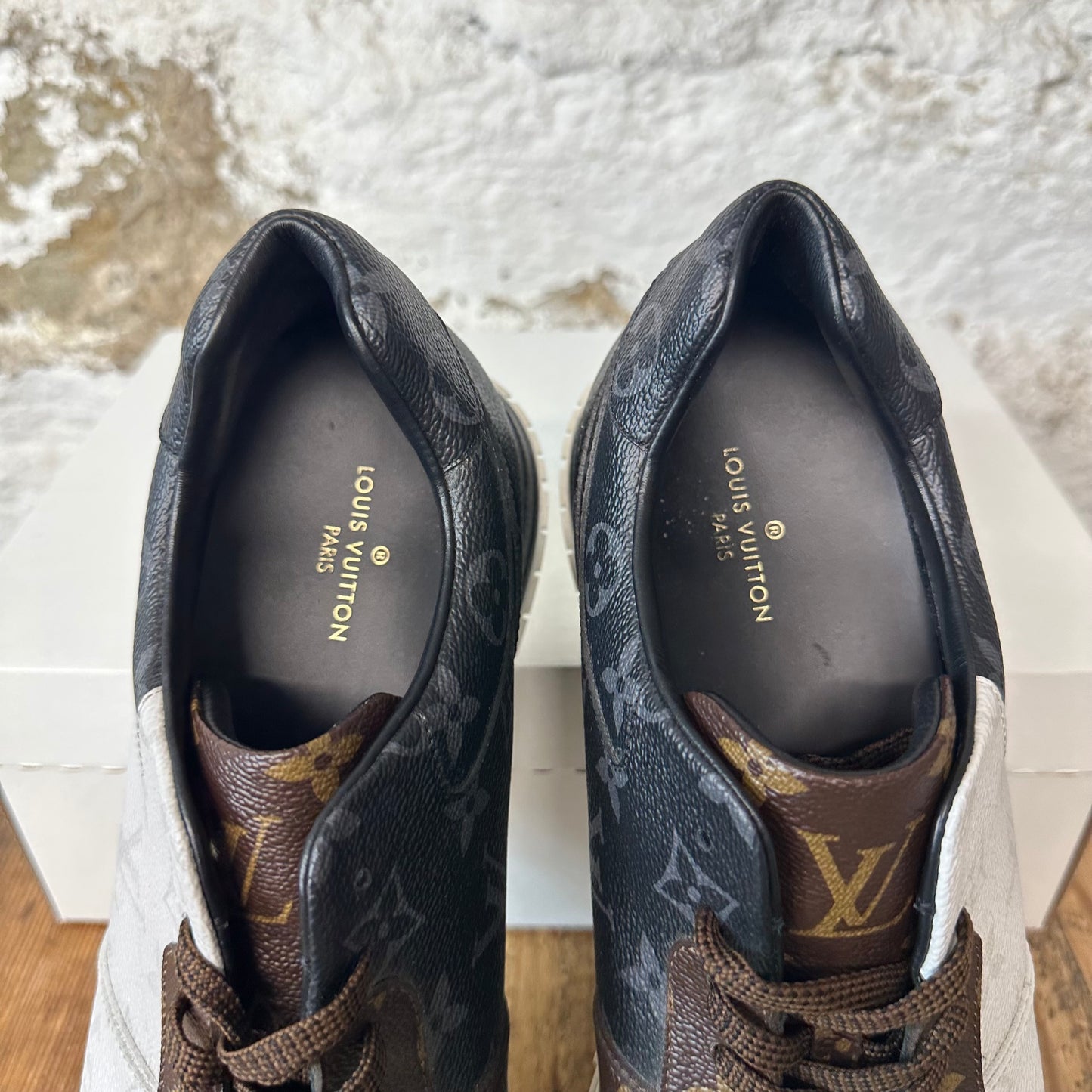 Louis Vuitton Damier Runaway Sneaker Sz 11.5 (10LV) No Box