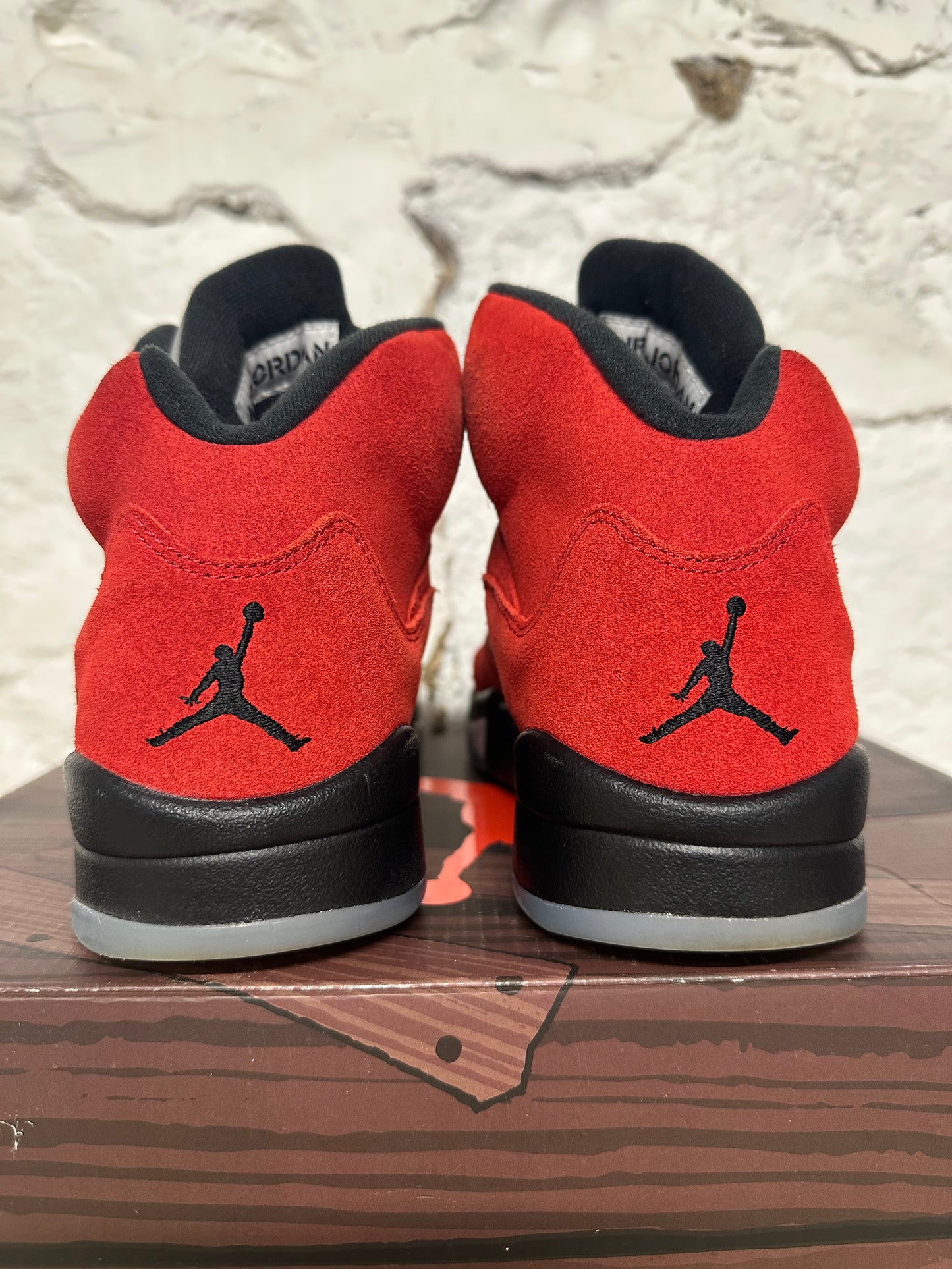 Air Jordan 5 Raging Bull Sz 9.5