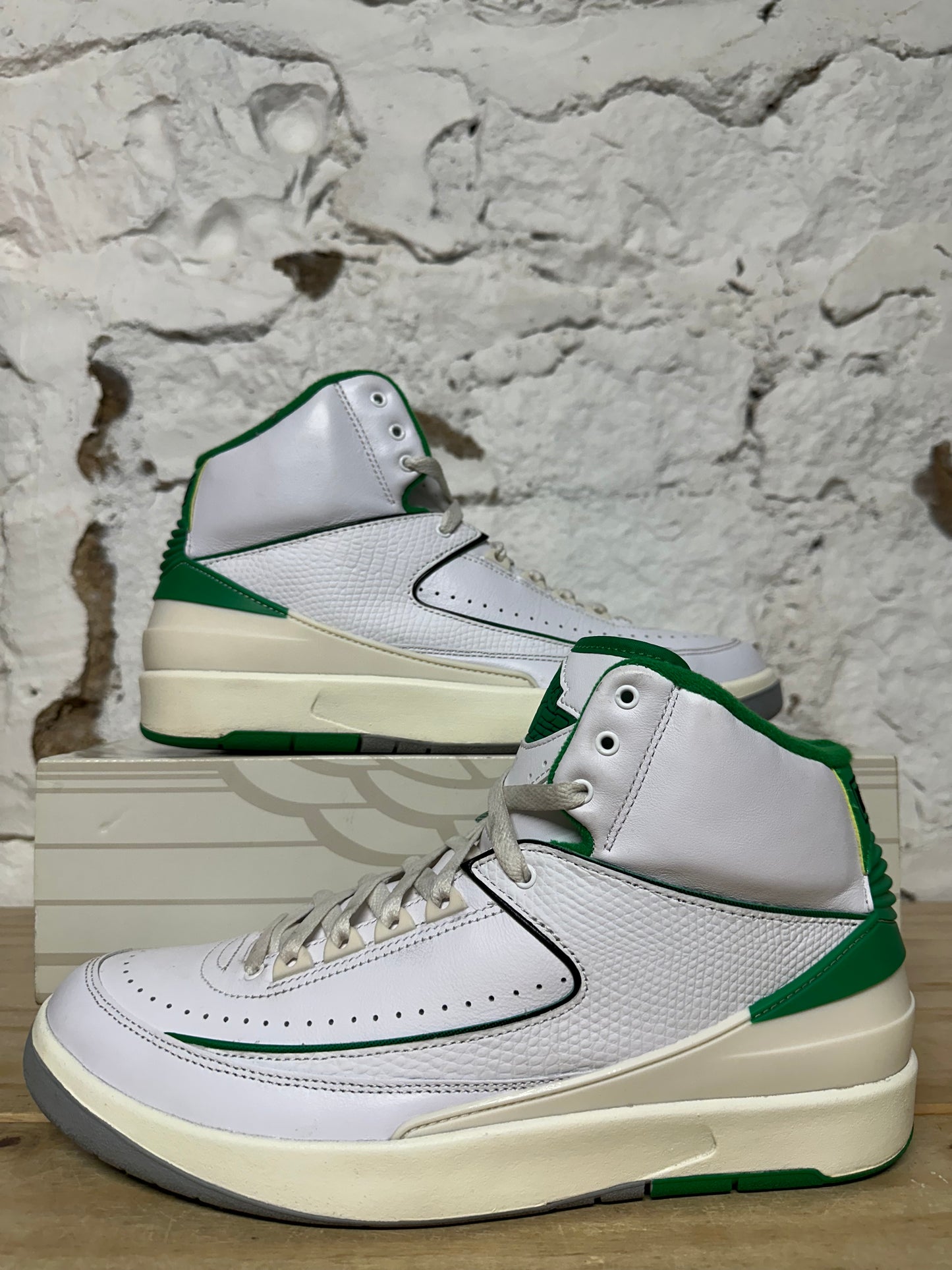 Air Jordan 2 Lucky Green Sz 11