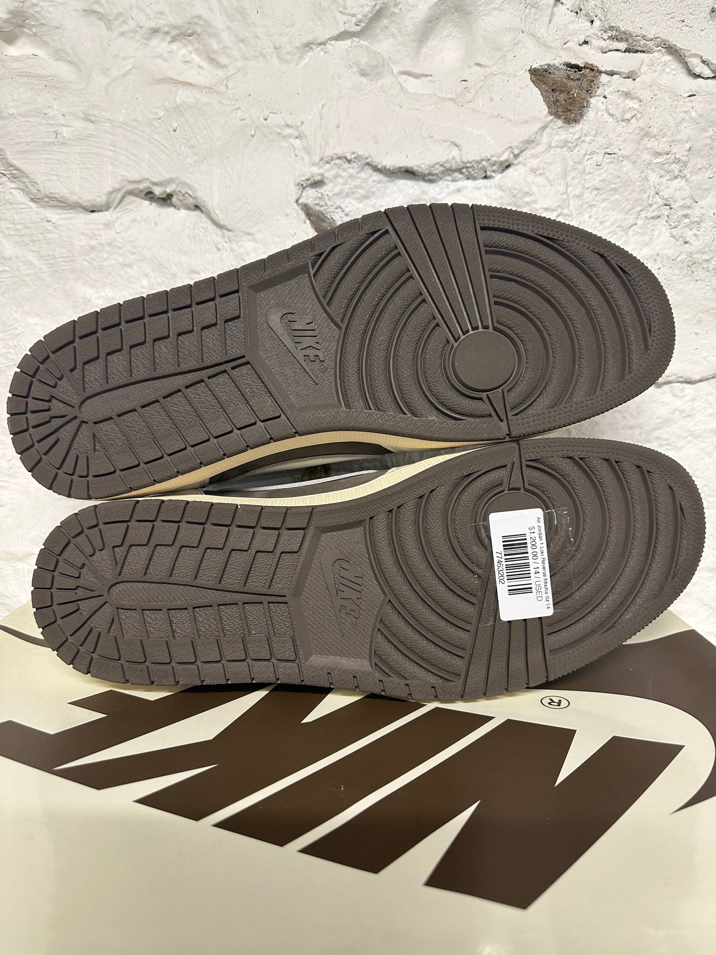 Air Jordan 1 Low Reverse Mocha Sz 14