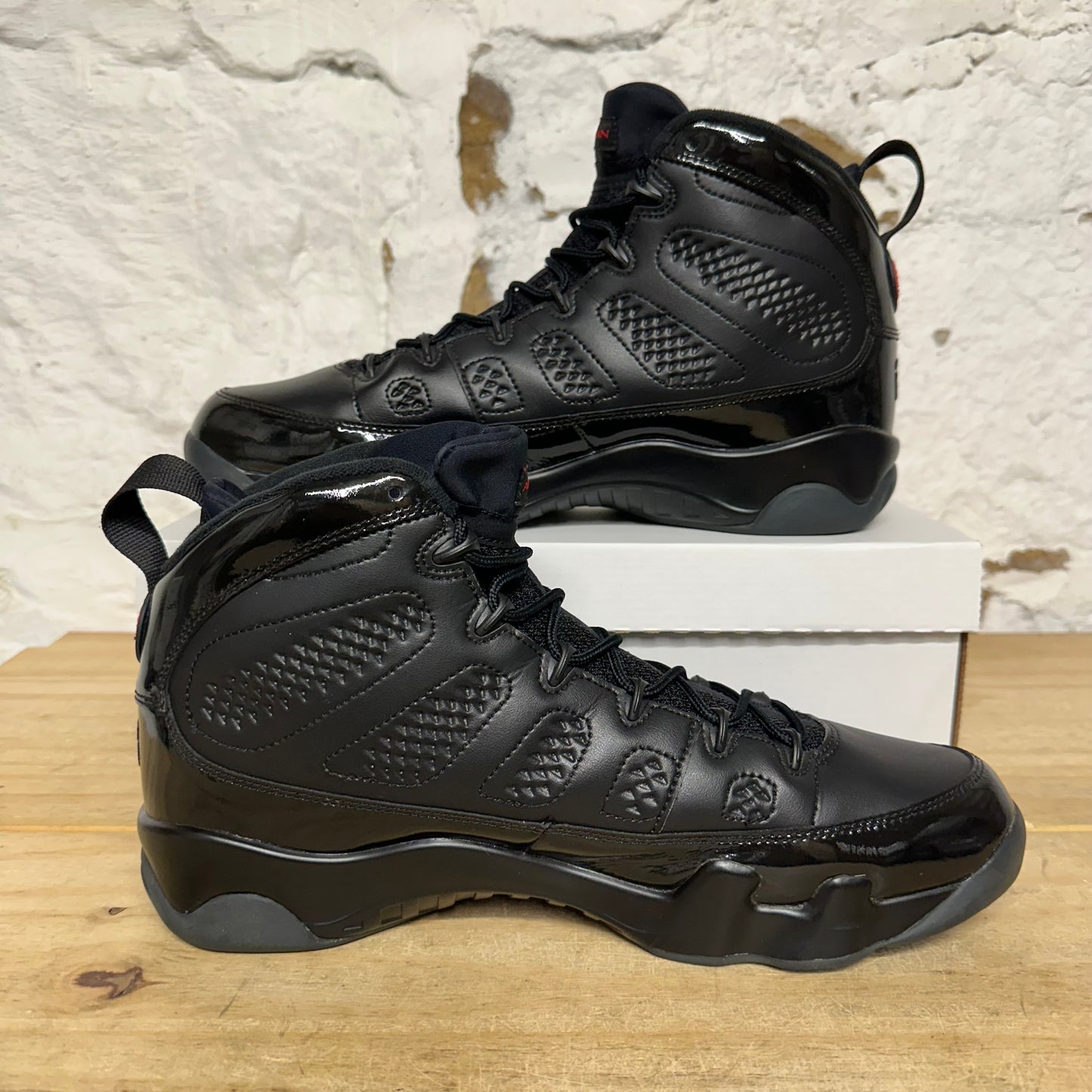 Air Jordan 9 Bred Patent Sz 13