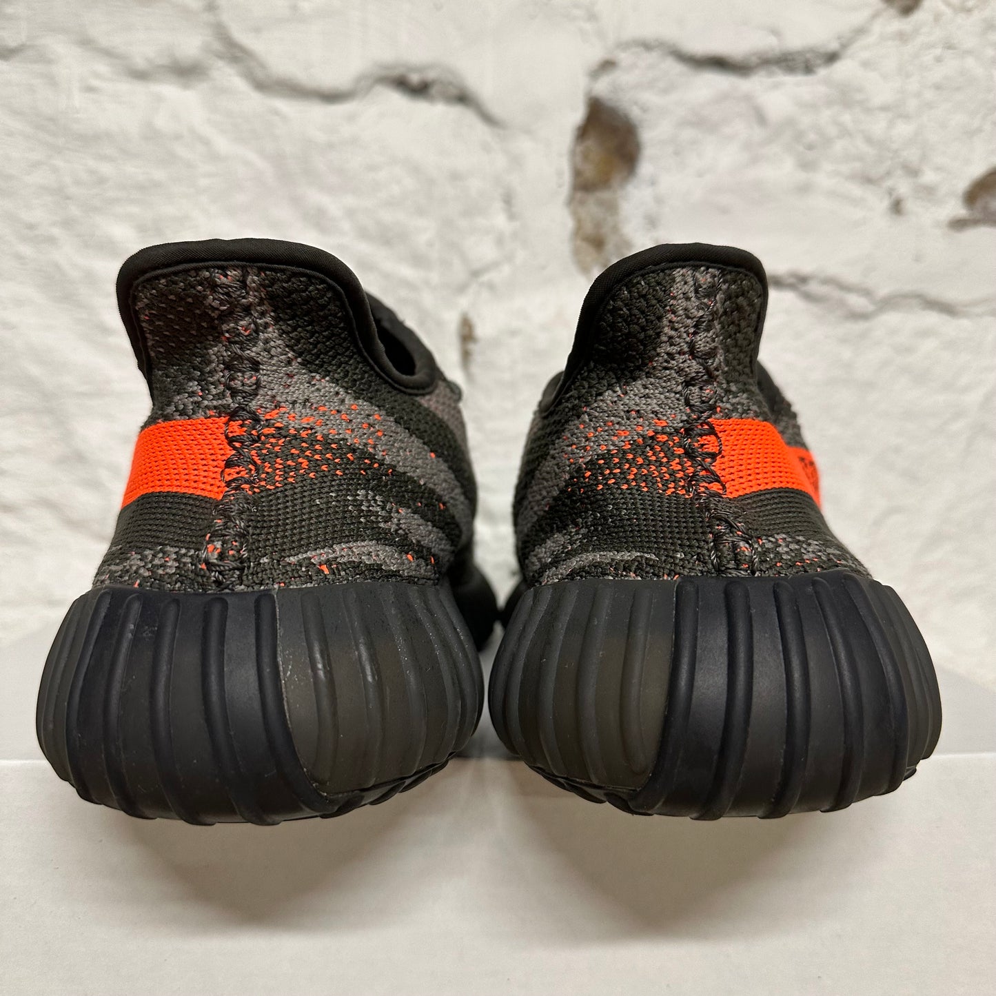 Yeezy 350 V2 Carbon Beluga Sz 10.5
