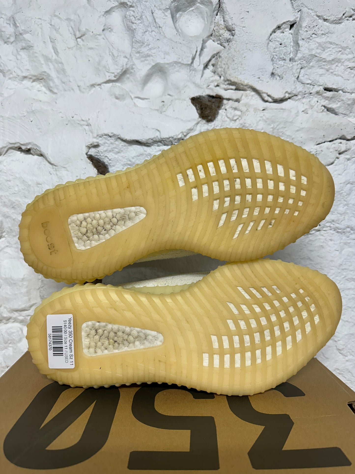 Yeezy 350 V2 Cream Sz 11