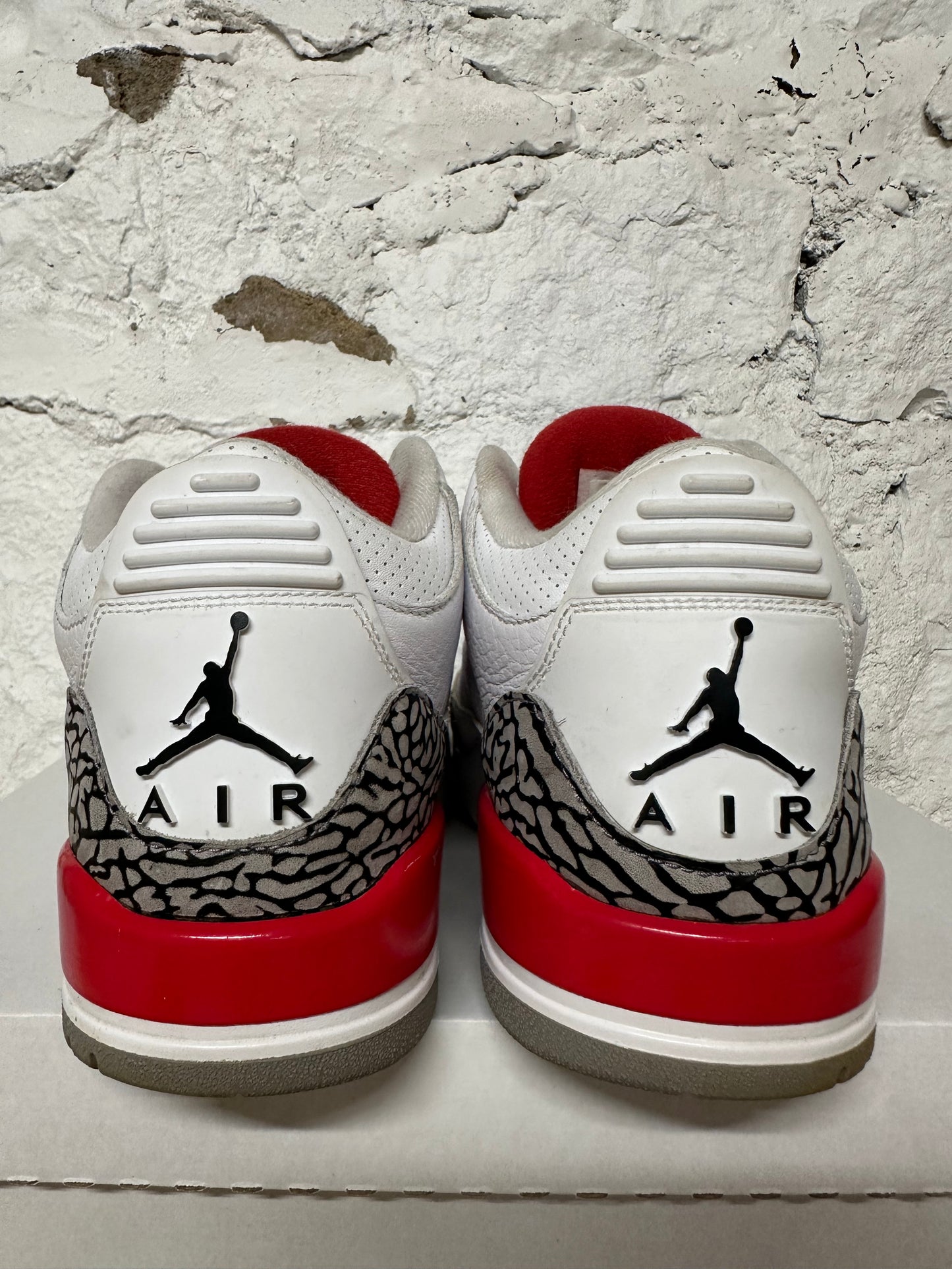 Air Jordan 3 Hall Of Fame Sz 7.5