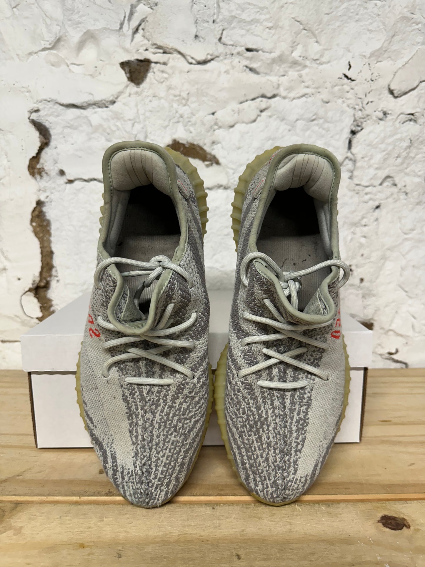 Yeezy 350 V2 Blue Tint Sz 12