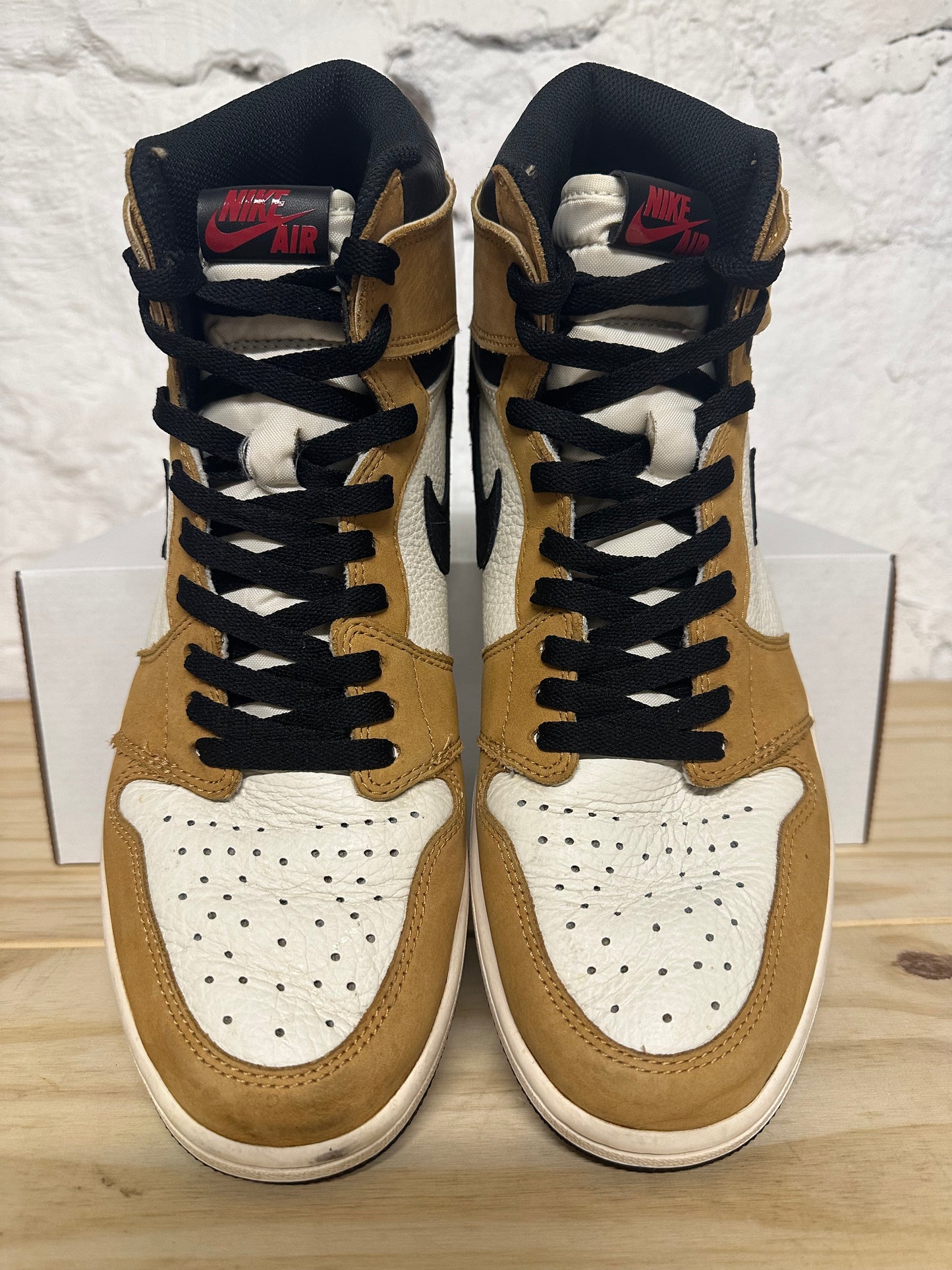 Air Jordan 1 High Rookie of the Year Sz 12