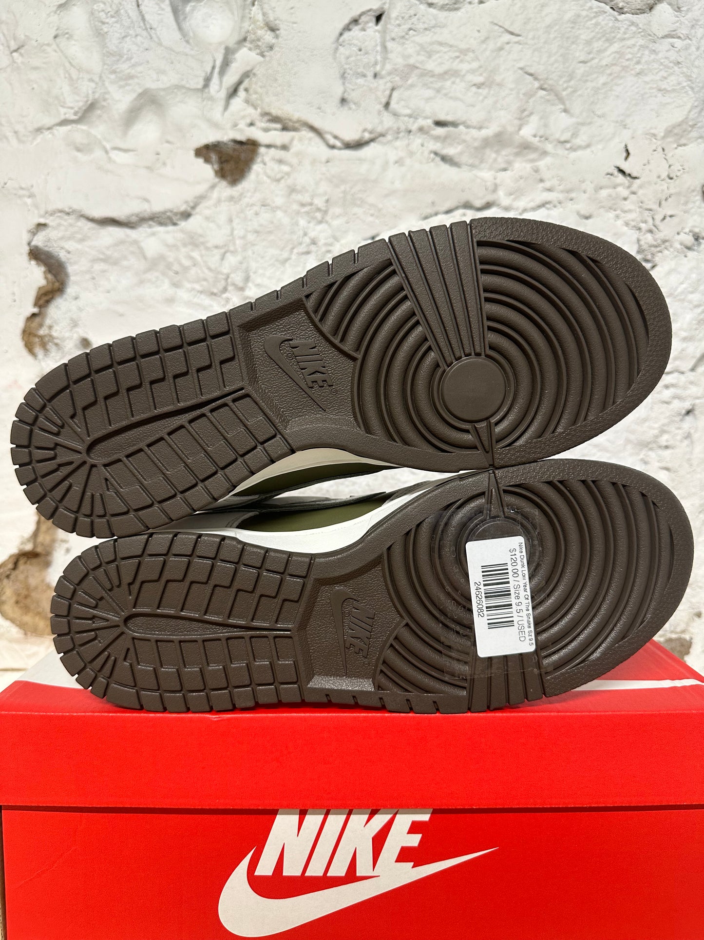 Nike Dunk Low Year Of The Snake Sz 9.5