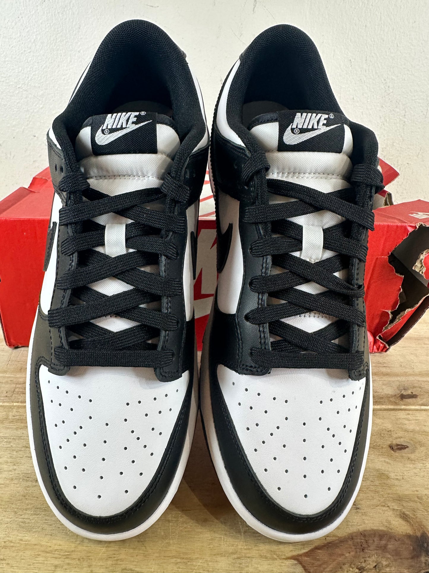 Nike Dunk Low Panda Sz 9.5 DS