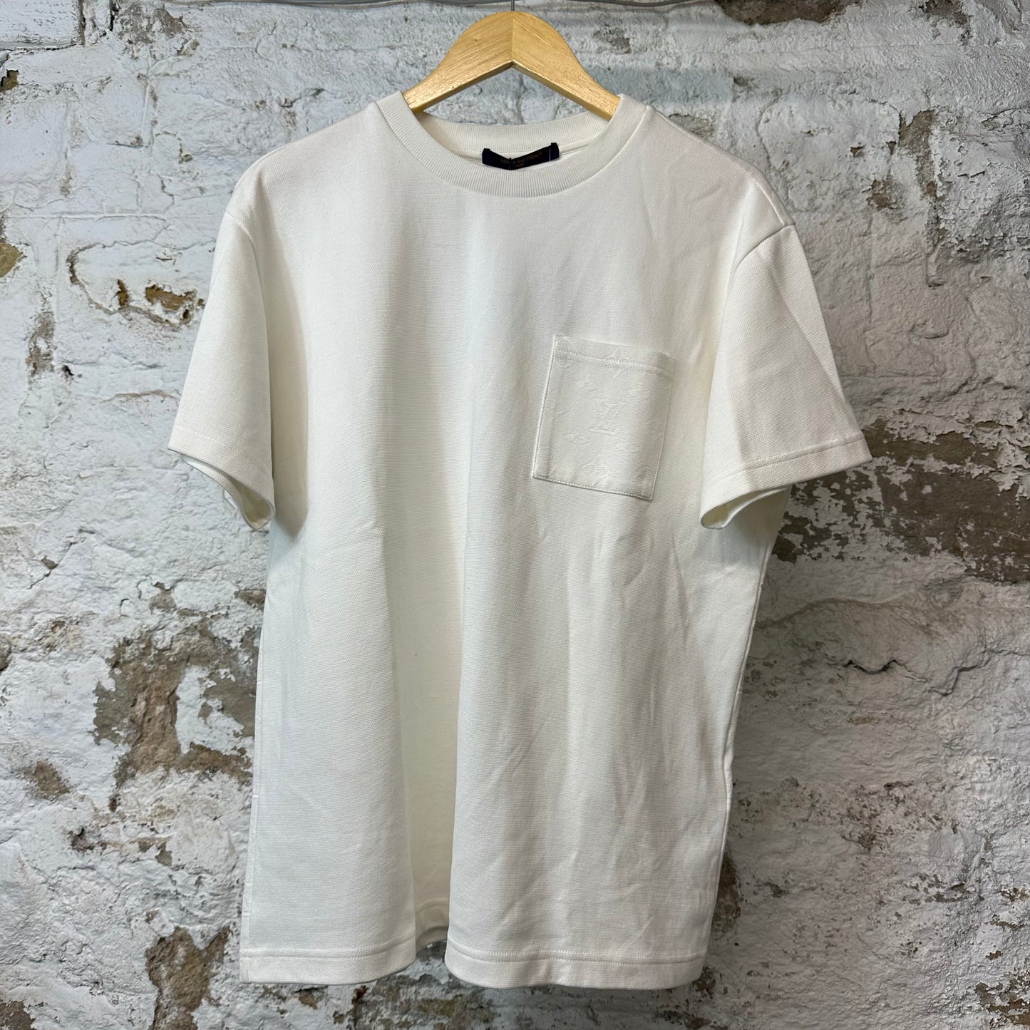 Louis Vuitton White Monogram Pocket T-shirt Sz M